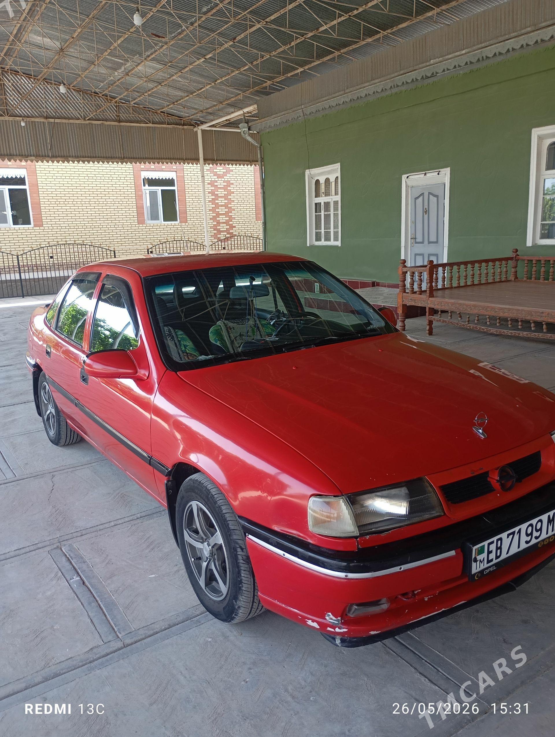 Opel Vectra 1993 - 33 000 TMT - Мары - img 1