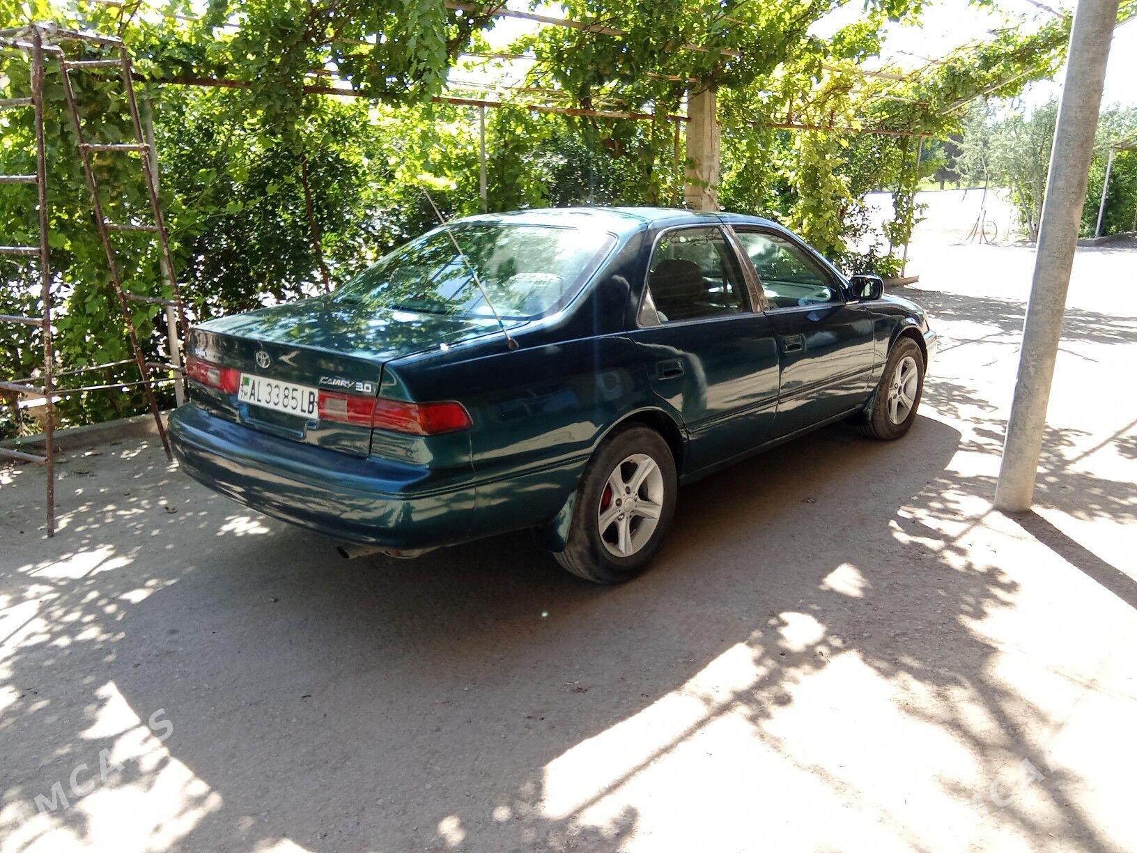 Toyota Camry 1997 - 130 000 TMT - Saýat - img 1