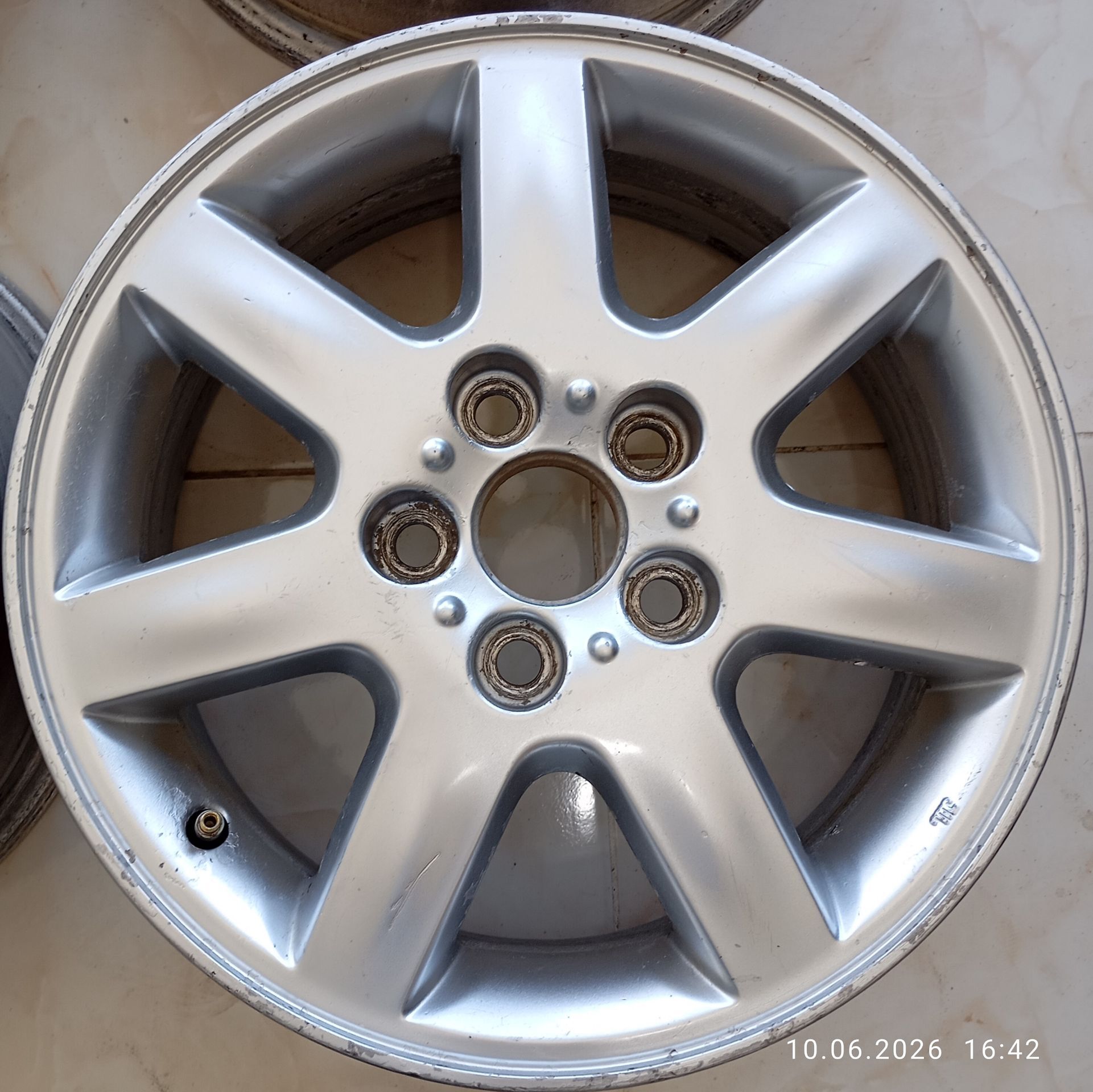 16 Avalon diska 3 000 TMT - Чарджоу - img 1