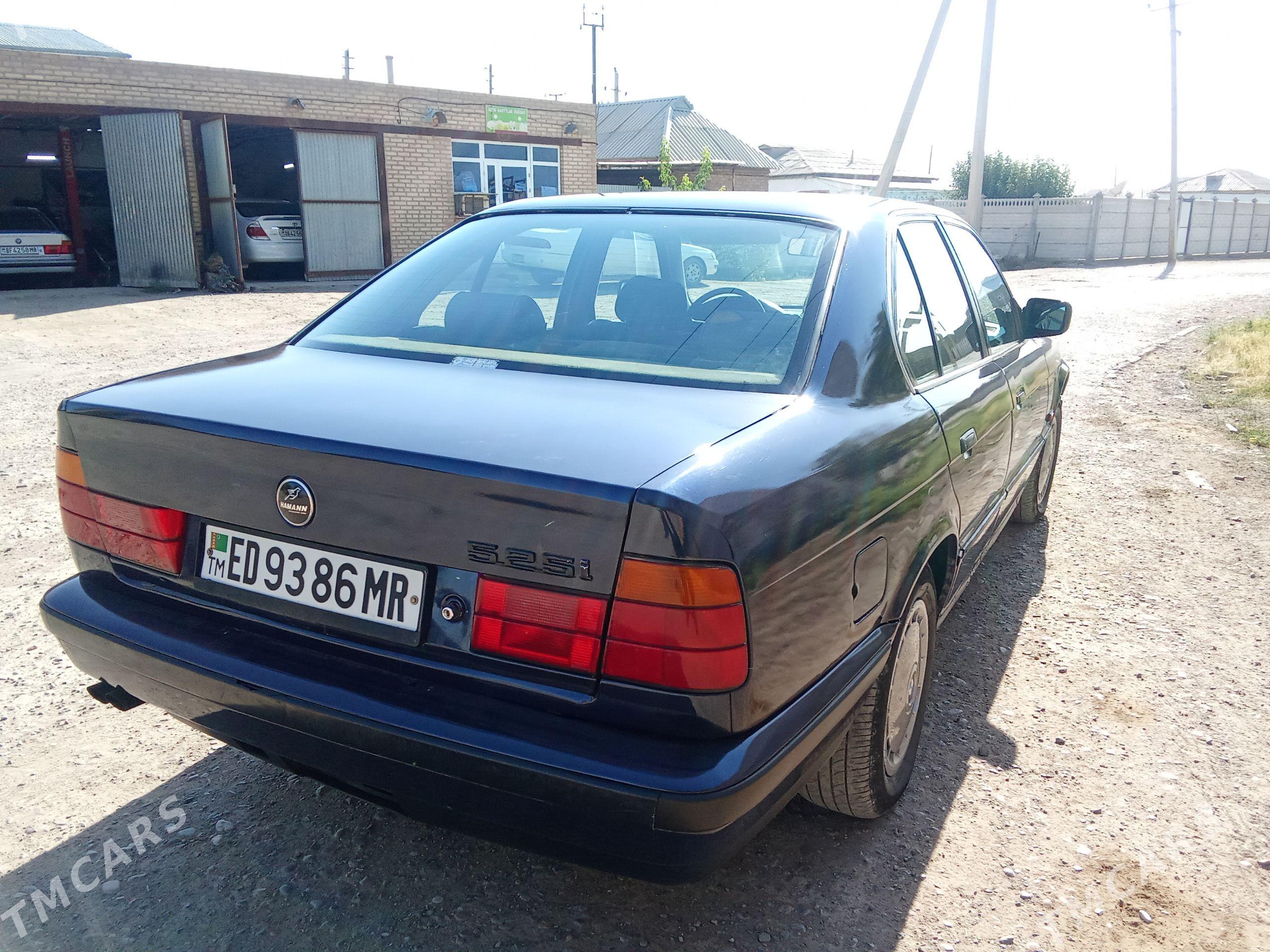 BMW 525 1990 - 50 000 TMT - Мары - img 1
