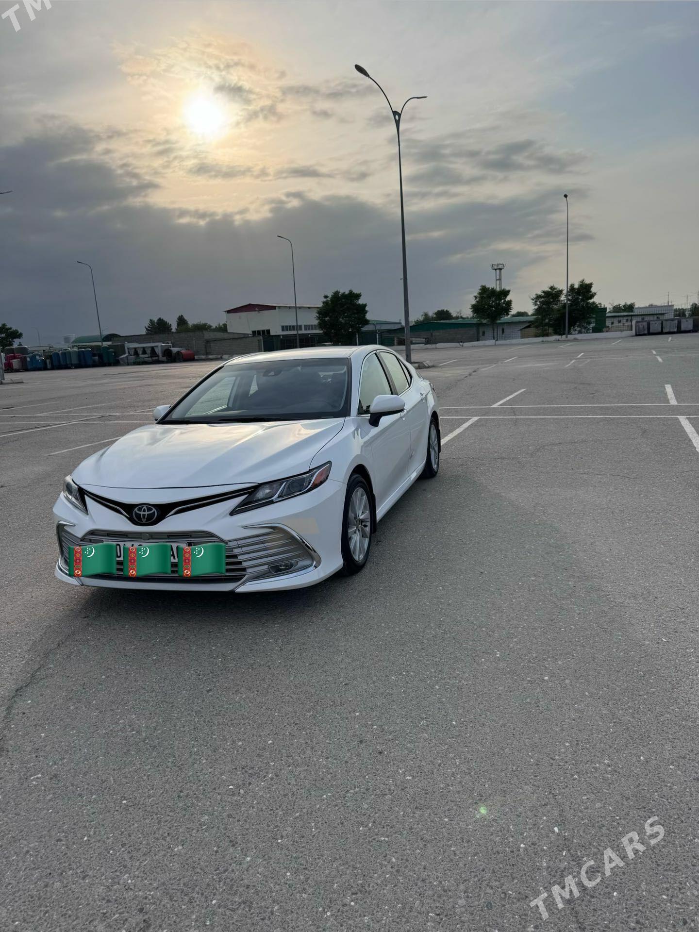 Toyota Camry 2022 - 330 000 TMT - Aşgabat - img 1