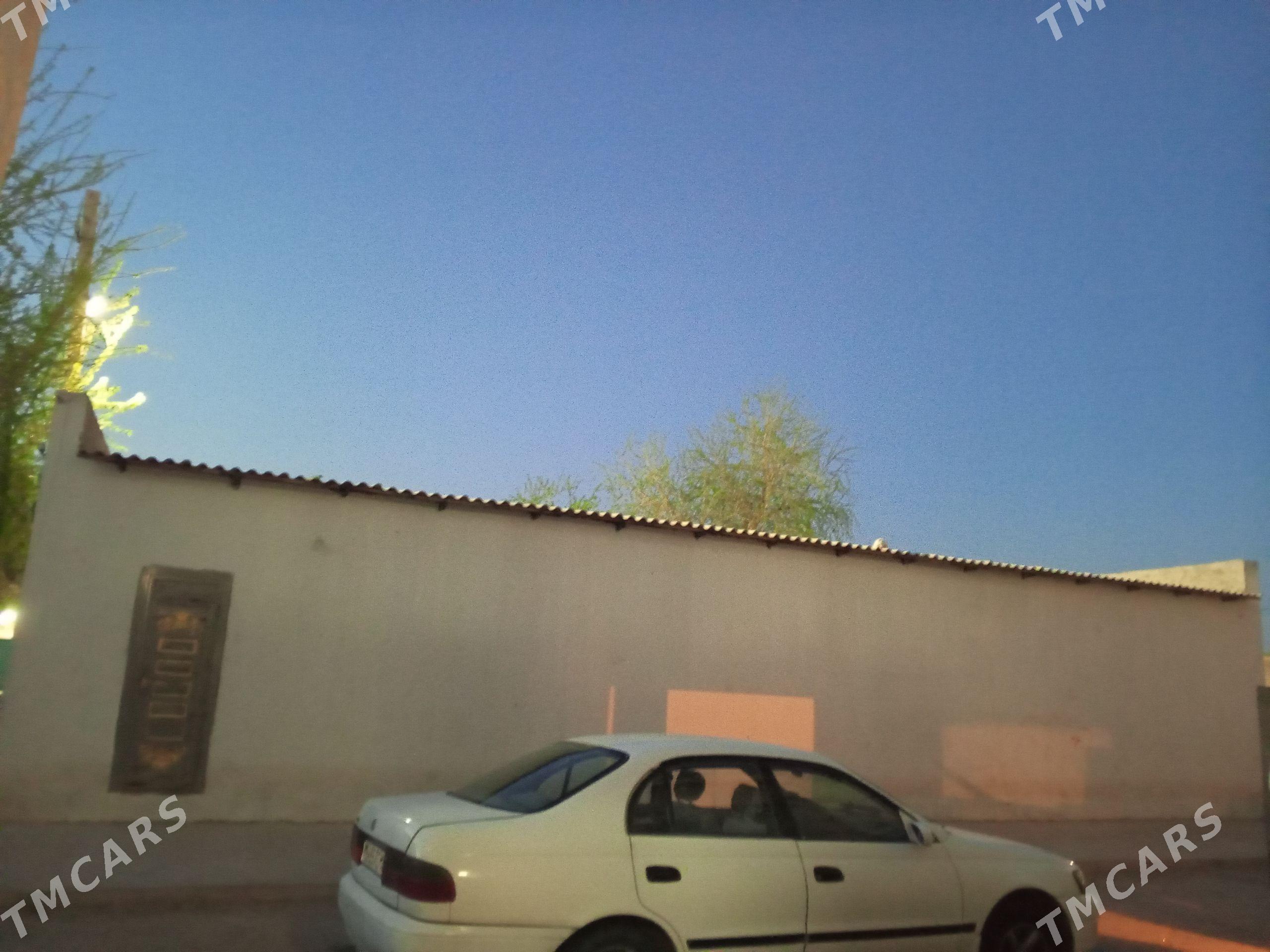 Toyota Corona 1995 - 54 000 TMT - Мары - img 1