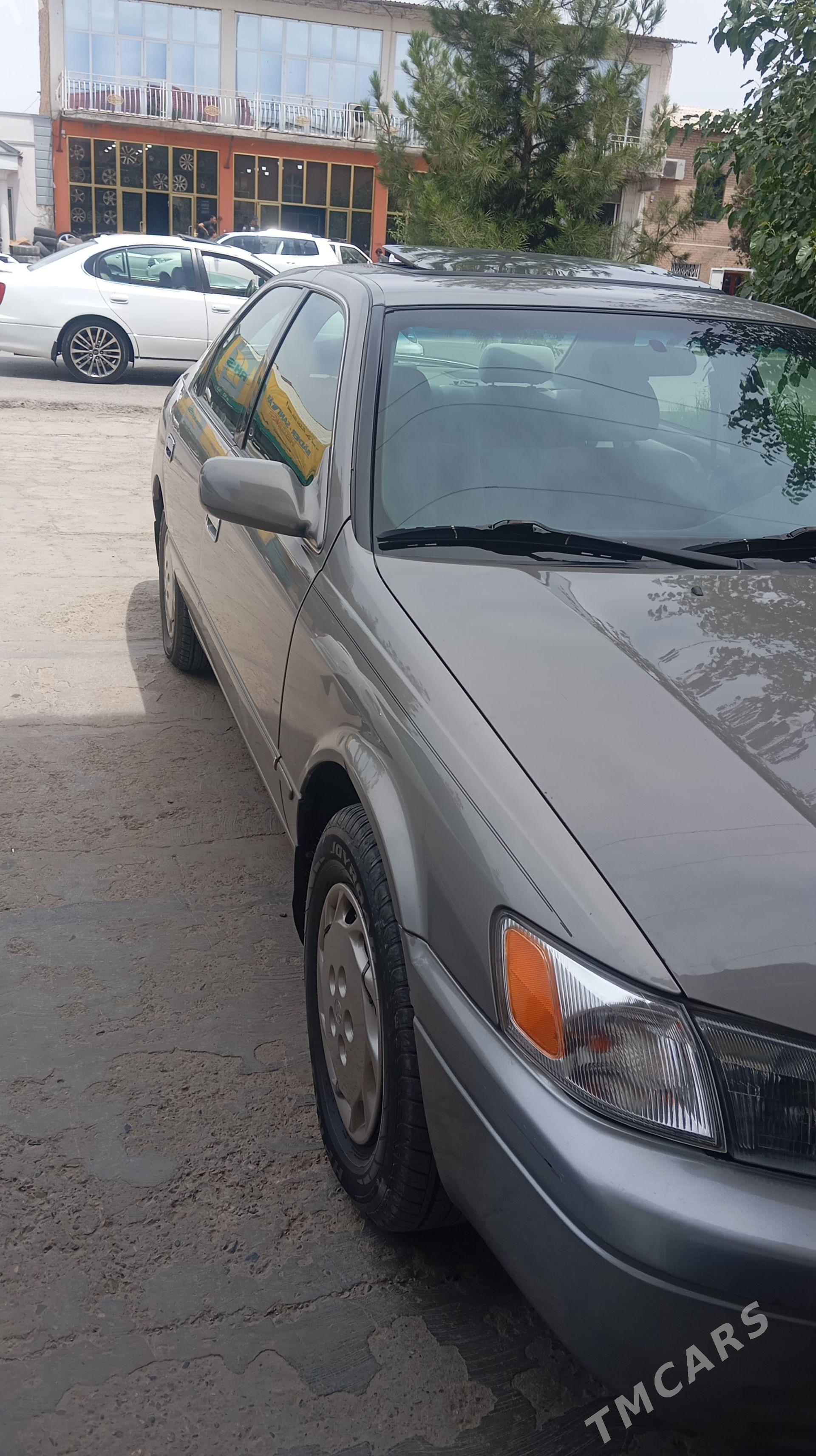 Toyota Camry 1997 - 180 000 TMT - Чарджоу - img 1