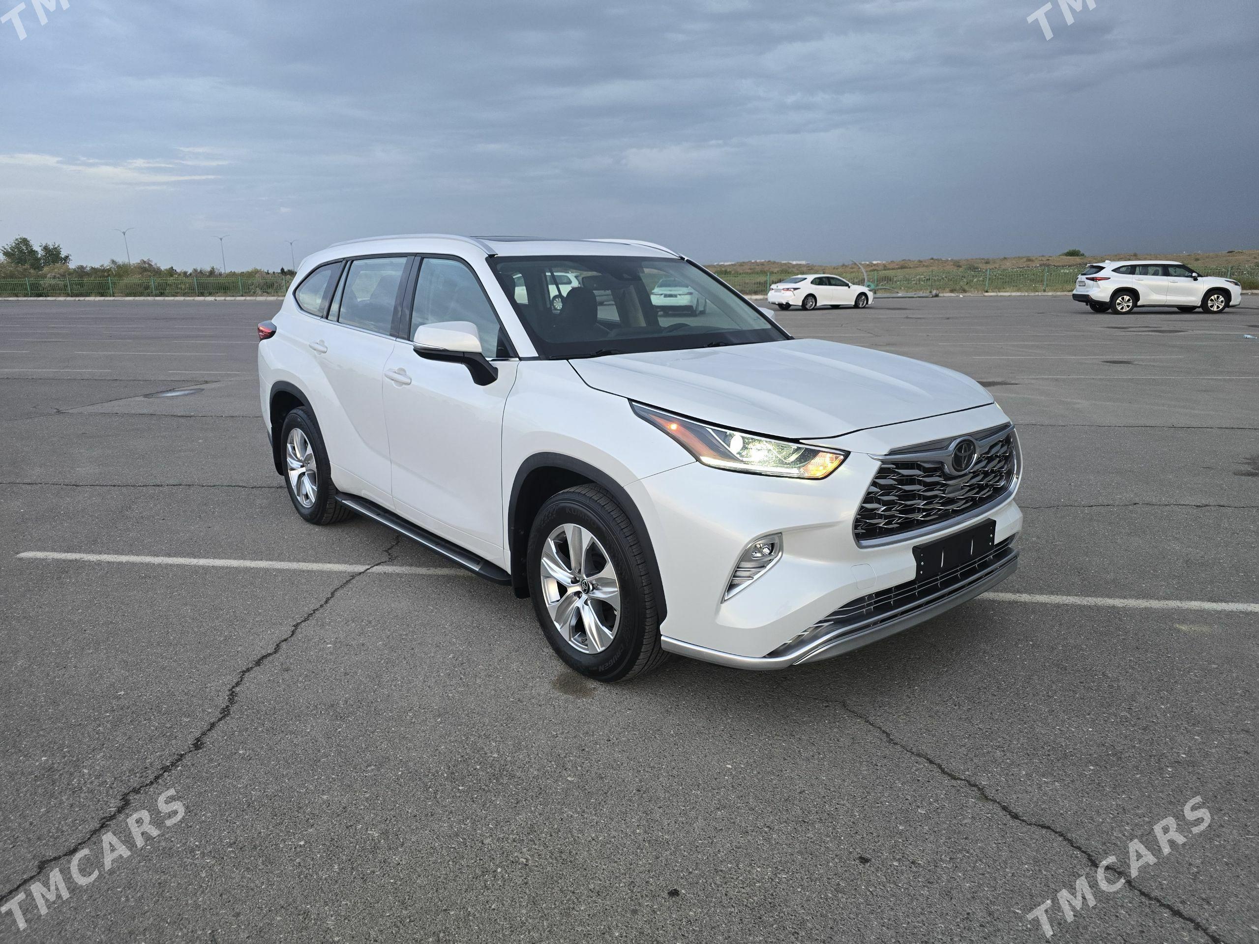 Toyota Highlander 2022 - 645 000 TMT - Aşgabat - img 1