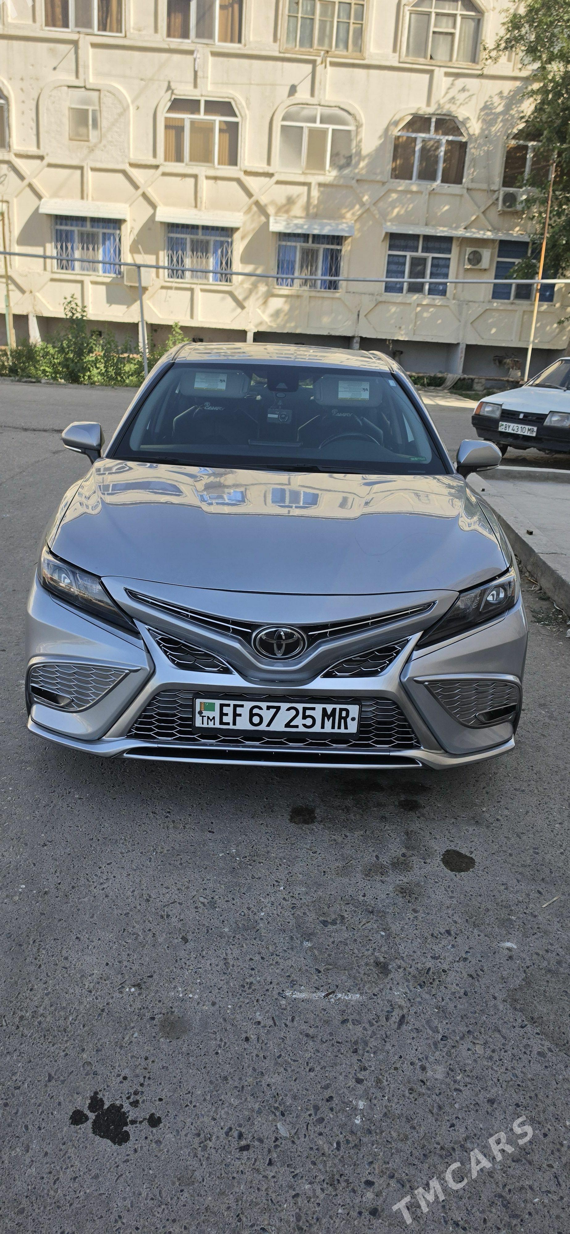 Toyota Camry 2022 - 320 000 TMT - Байрамали - img 1