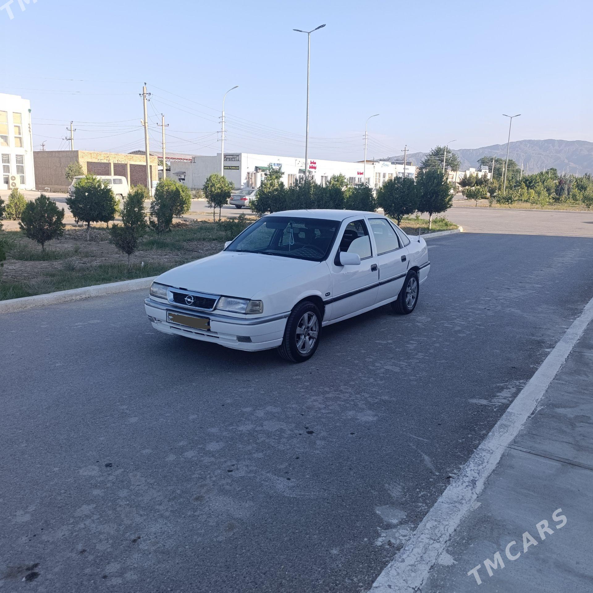 Opel Vectra 1992 - 43 000 TMT - Бахарден - img 1