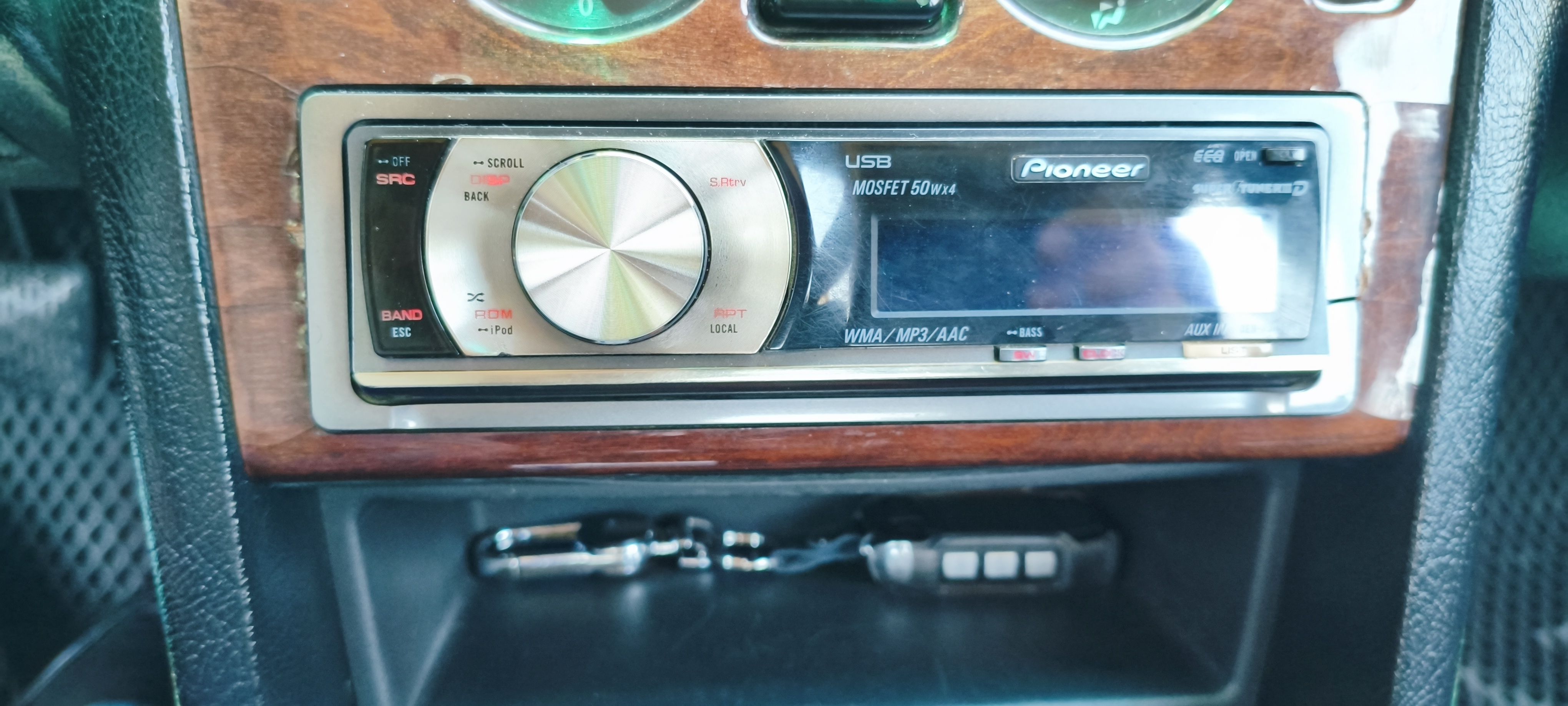 DEH-P5050UB PIONEER DELFIN 1 550 TMT - Мир 2 - img 1