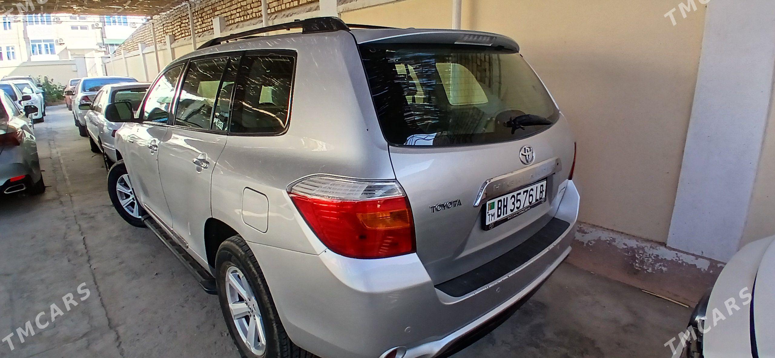 Toyota Highlander 2010 - 330 000 TMT - Türkmenabat - img 1