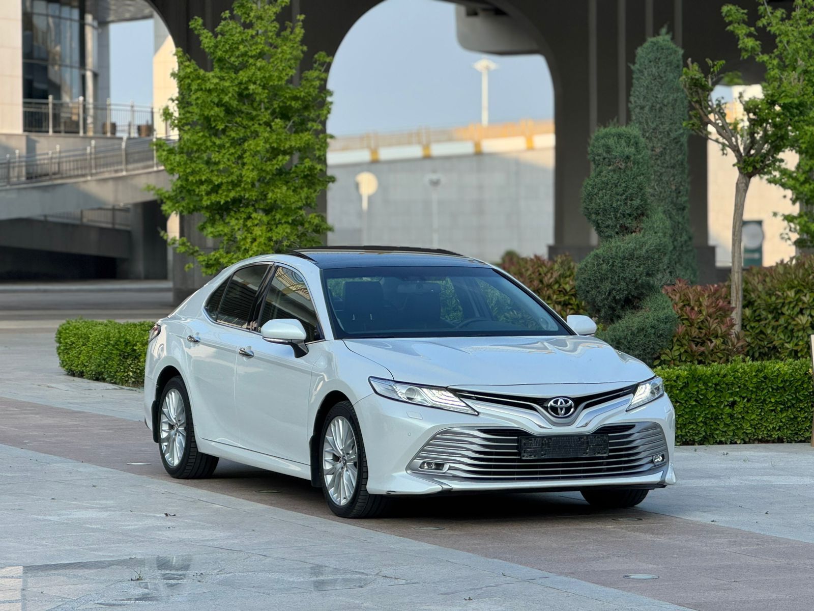 Toyota Camry 2019 - 595 000 TMT - Ашхабад - img 1