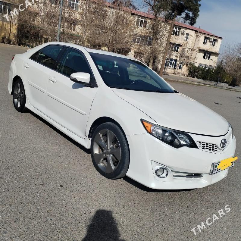 Toyota Camry 2013 - 250 000 TMT - 1 мкр - img 1