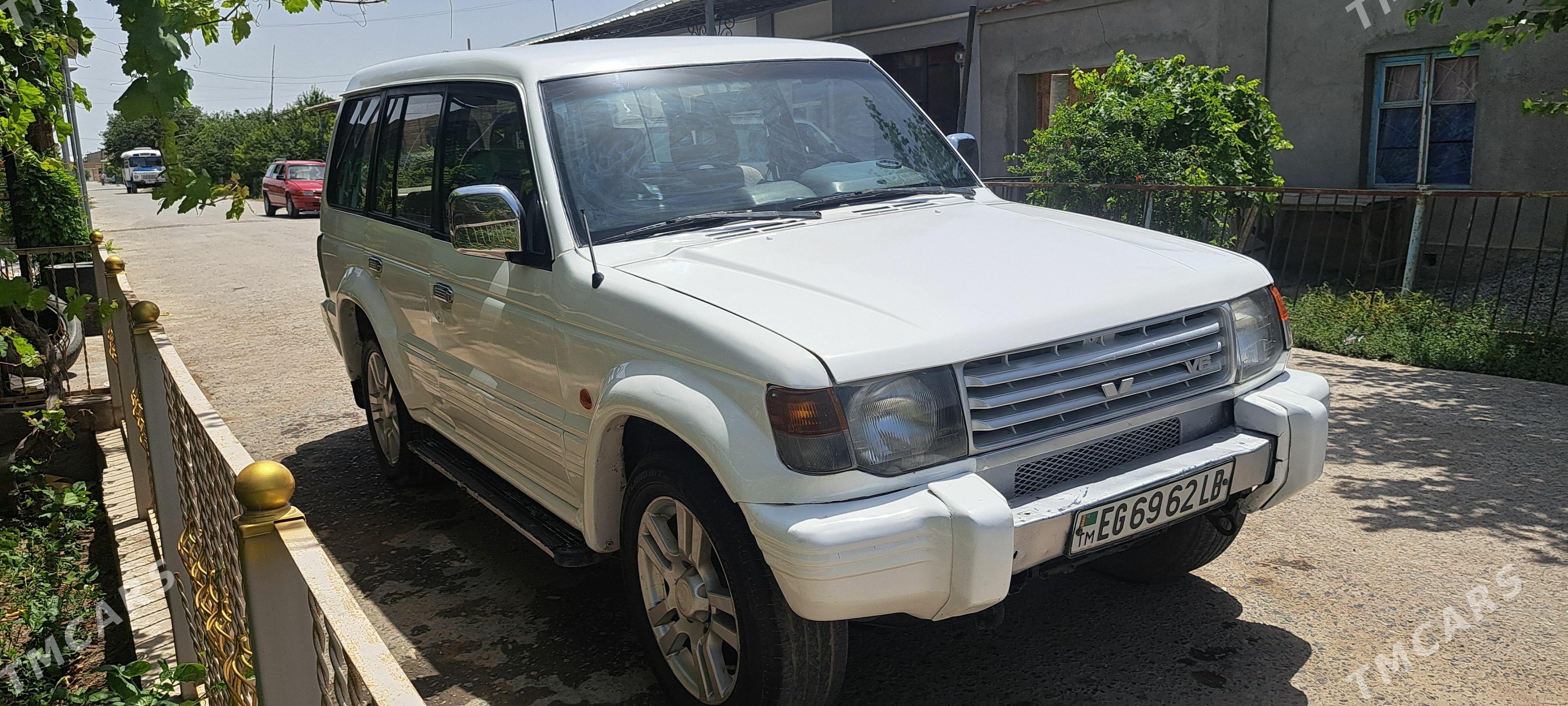 Mitsubishi Pajero 1993 - 45 000 TMT - Туркменабат - img 1