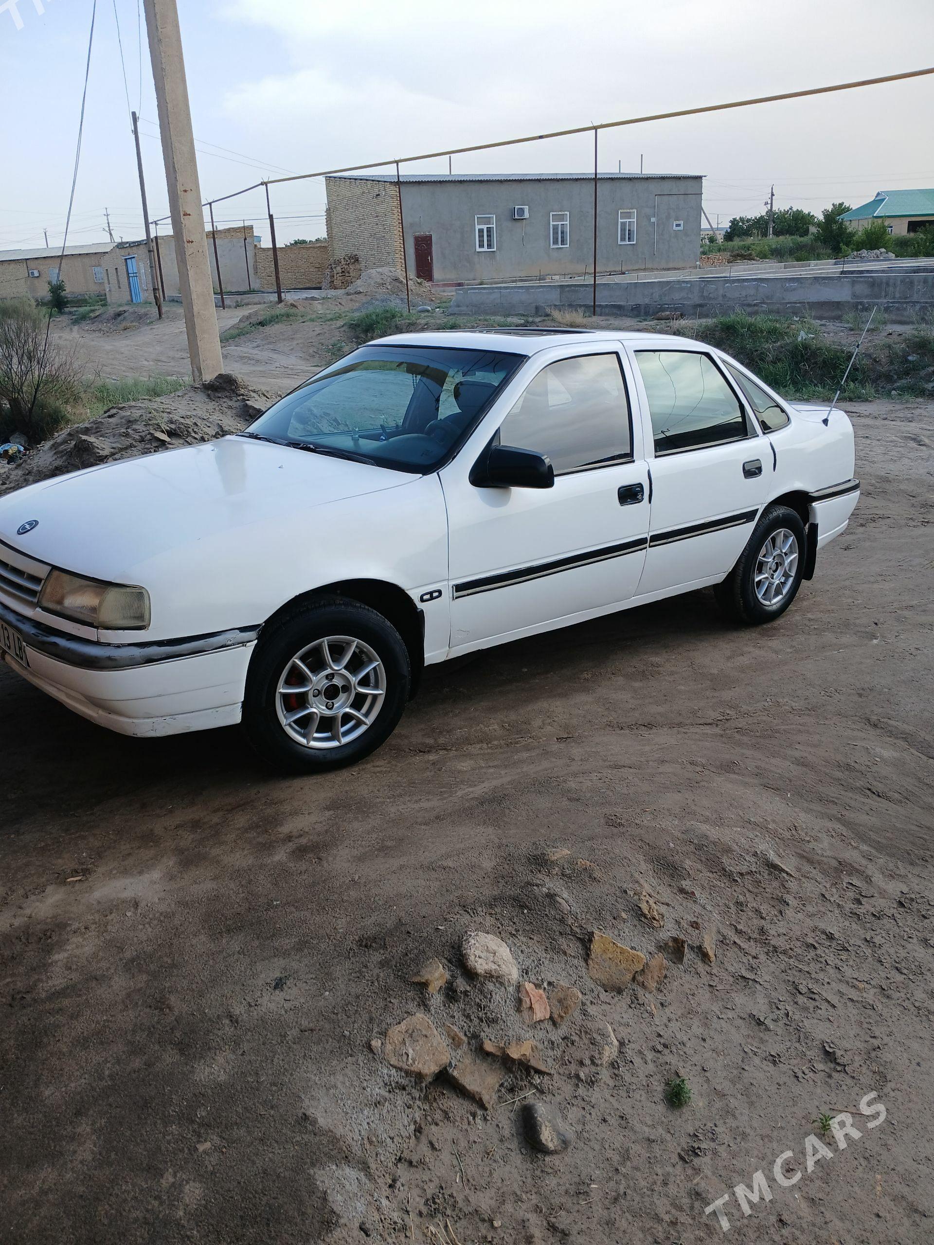 Opel Vectra 1991 - 20 000 TMT - Farap - img 1