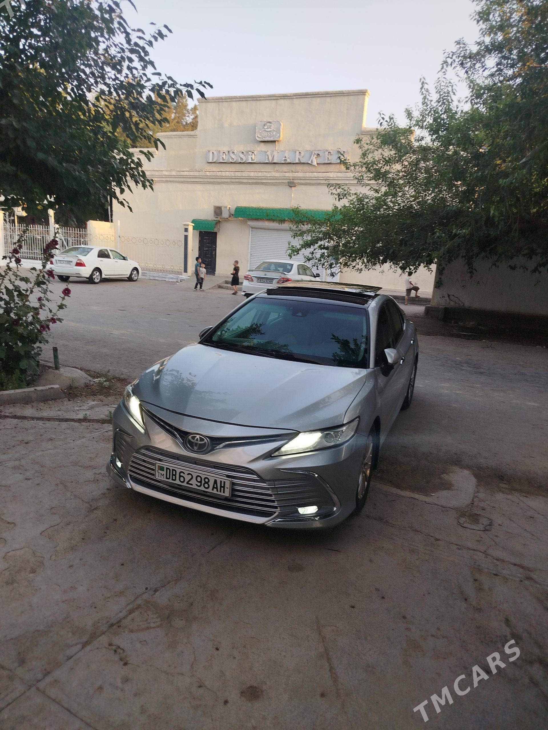 Toyota Camry 2018 - 390 000 TMT - Ашхабад - img 1