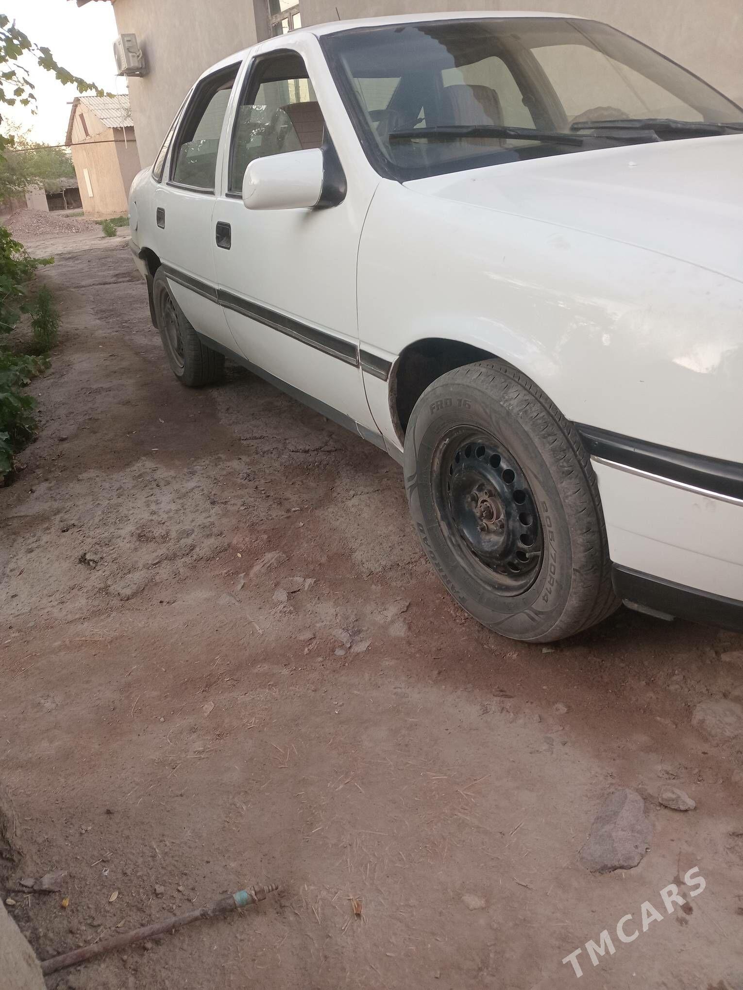 Opel Vectra 1992 - 30 000 TMT - Gubadag - img 1