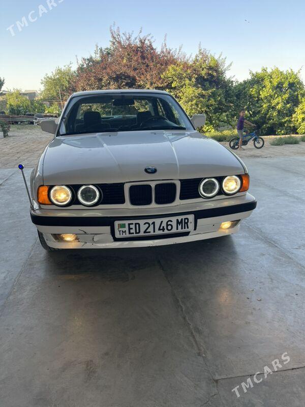 BMW 520 1992 - 60 000 TMT - Mary - img 1