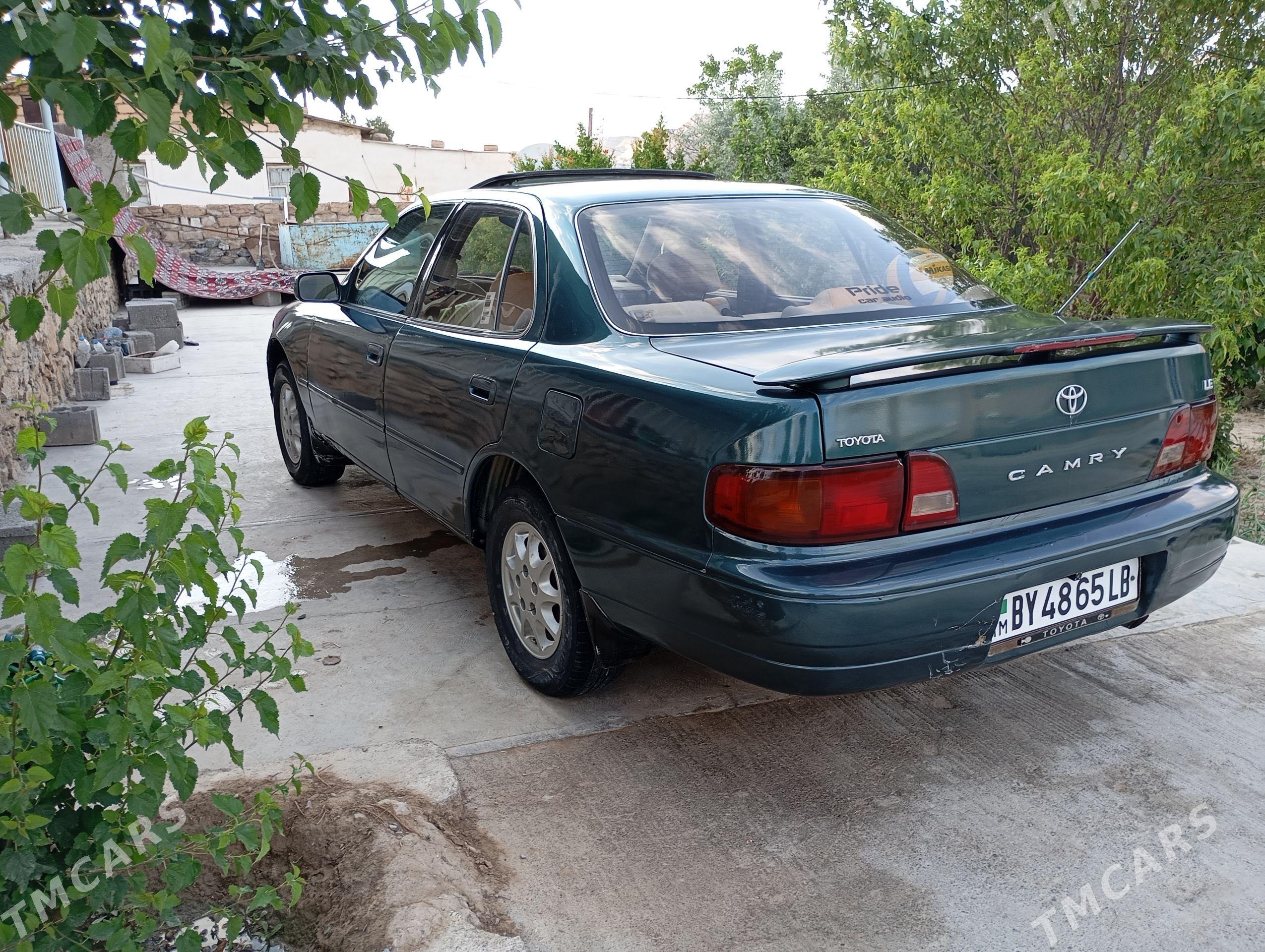 Toyota Camry 1995 - 105 000 TMT - Магданлы - img 1