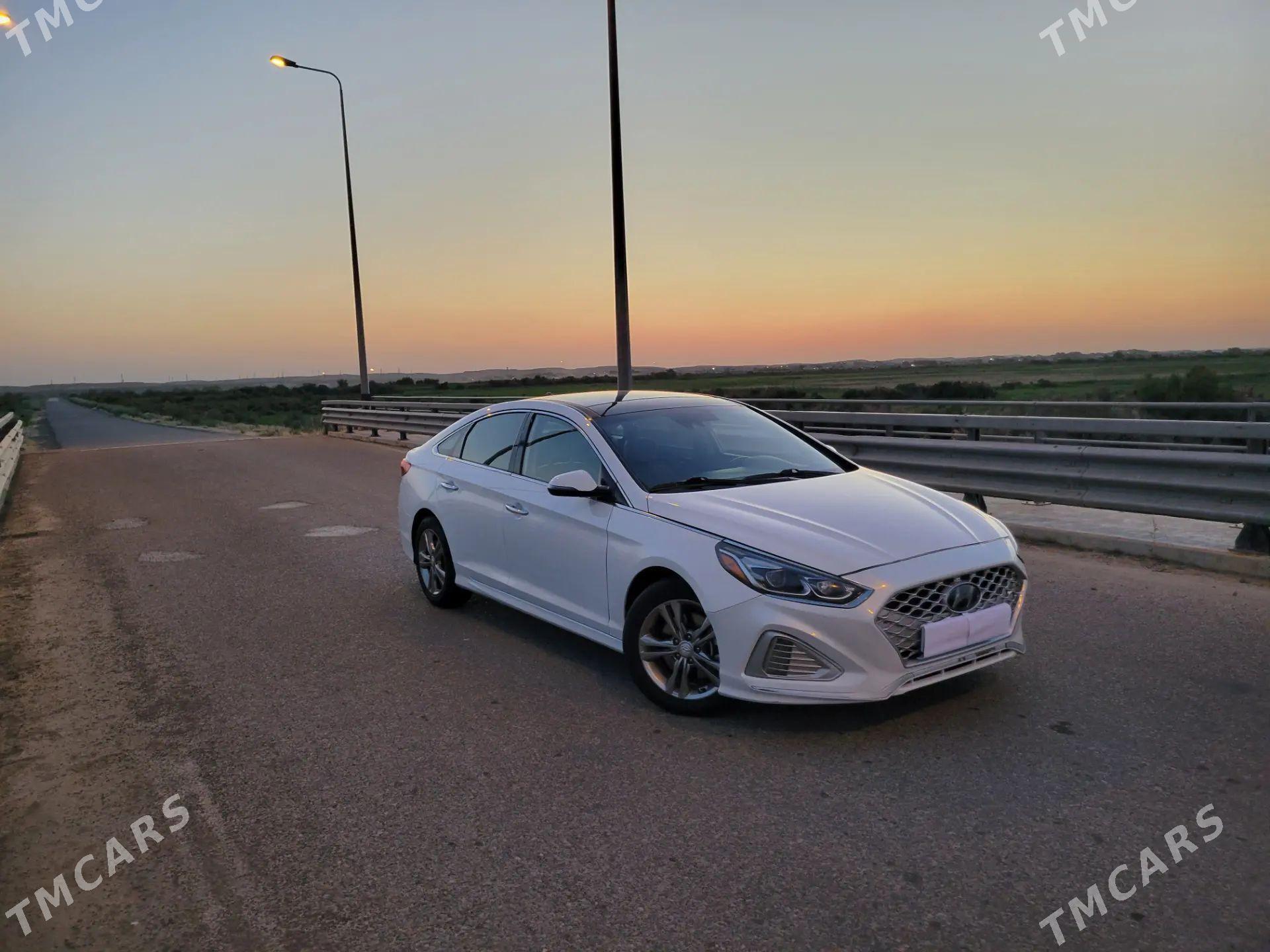 Hyundai Sonata 2019 - 233 000 TMT - Ёлётен - img 1