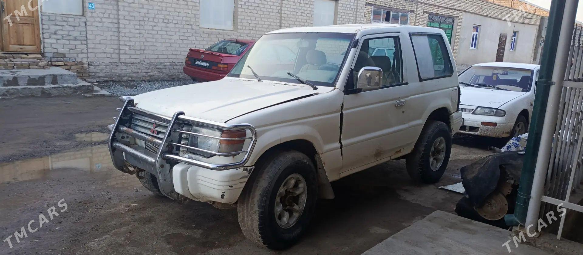 Mitsubishi Pajero 1994 - 8 000 TMT - Дашогуз - img 1