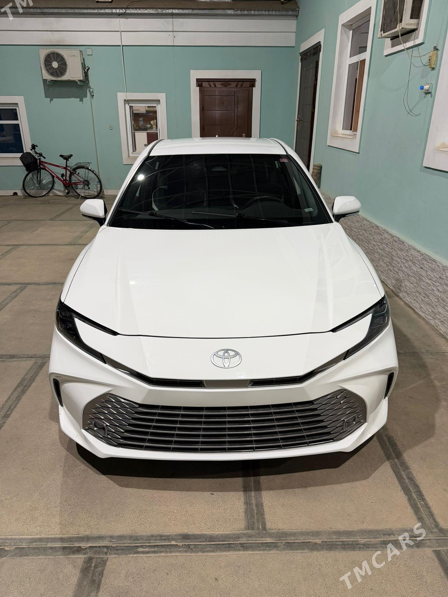 Toyota Camry 2025 - 440 000 TMT - Мары - img 1