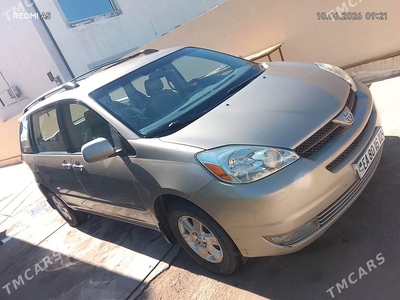 Toyota Sienna 2005 - 300 000 TMT - Türkmenbaşy etr. - img 1