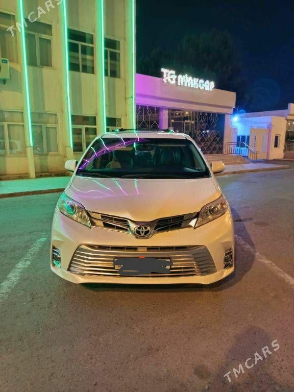 Toyota Sienna 2016 - 400 000 TMT - Ашхабад - img 1