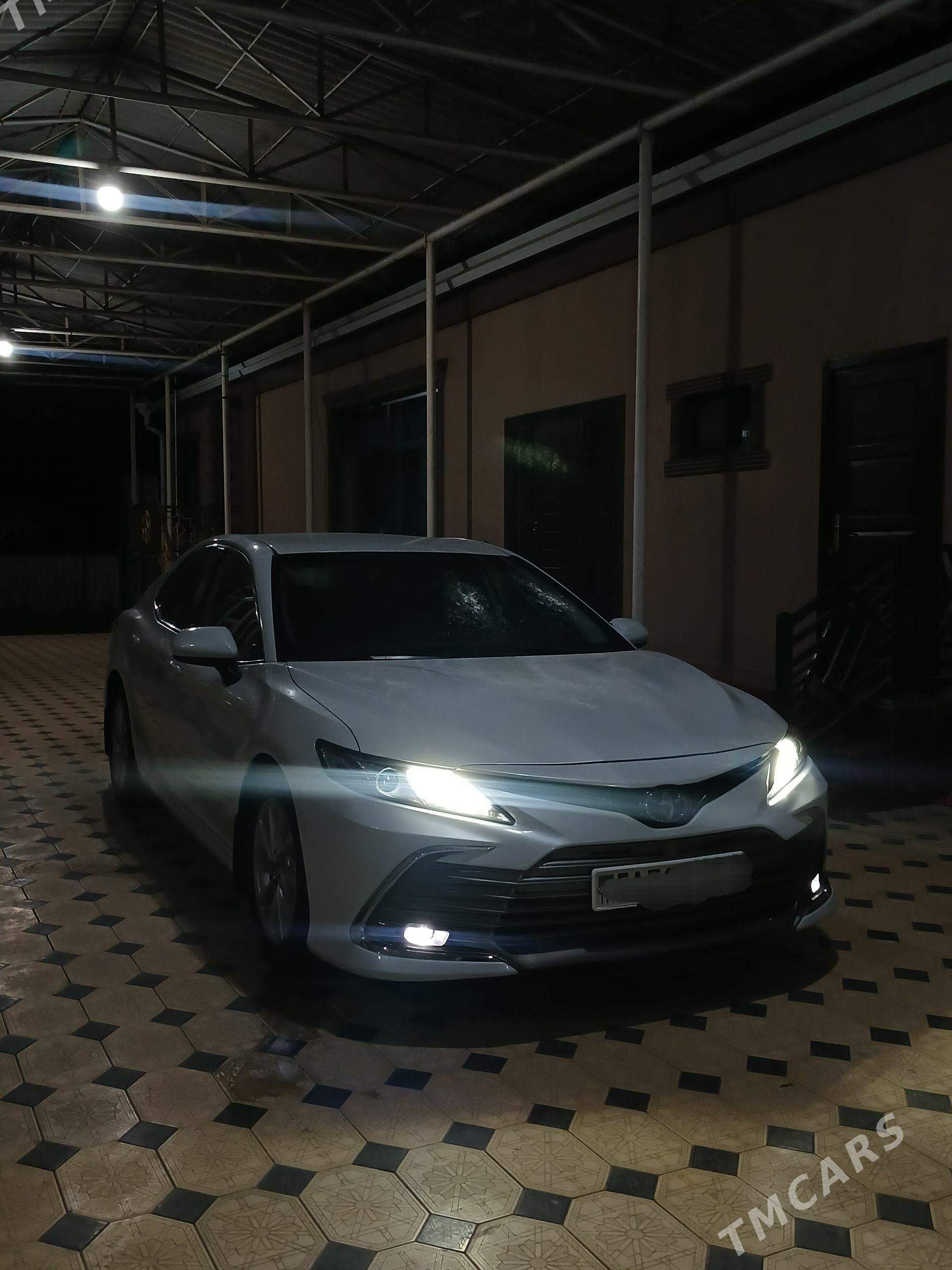 Toyota Camry 2021 - 350 000 TMT - Мары - img 1