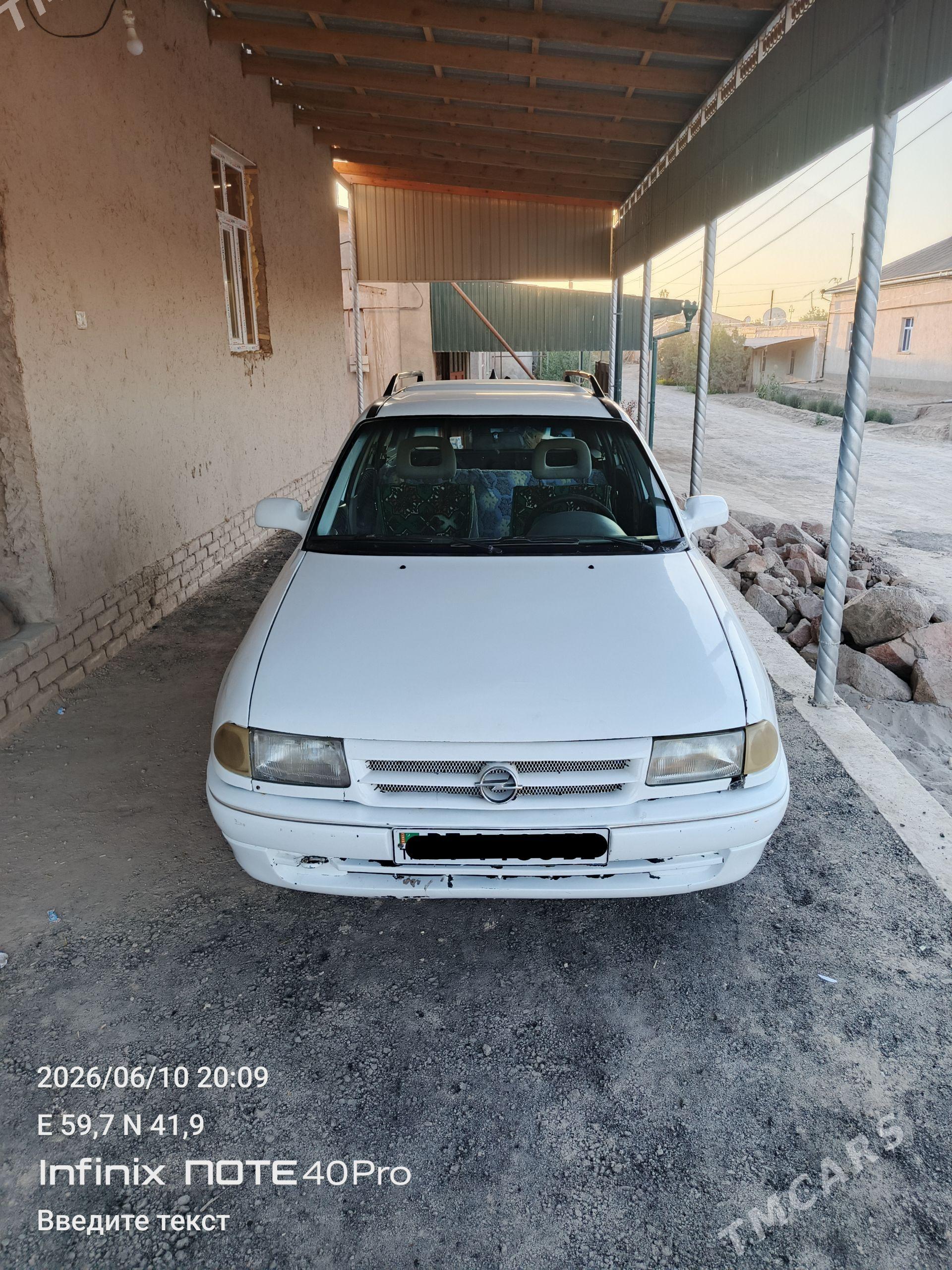 Opel Astra 1993 - 46 000 TMT - Gurbansoltan Eje - img 1
