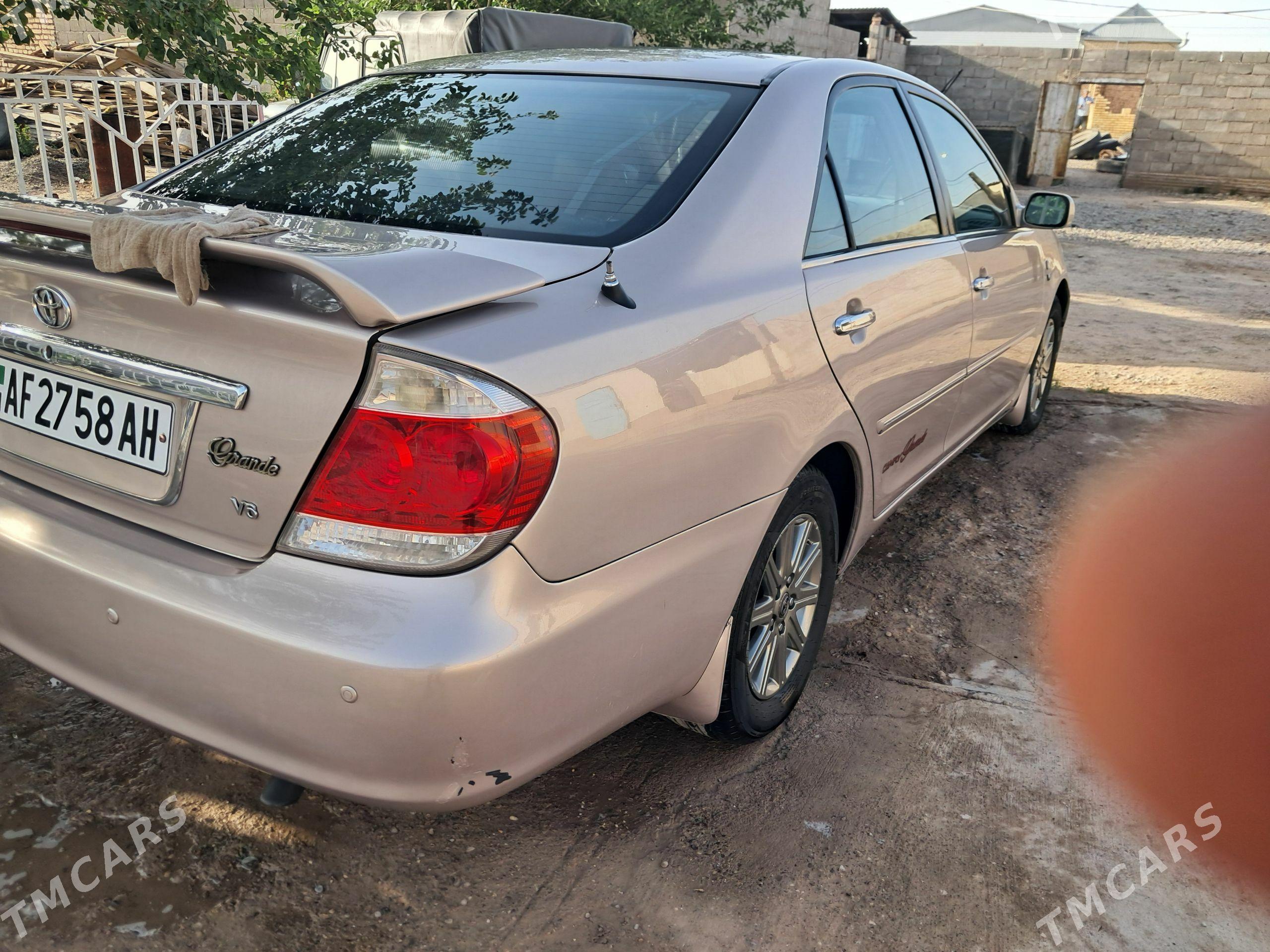 Toyota Camry 2003 - 200 000 TMT - Серахс - img 1