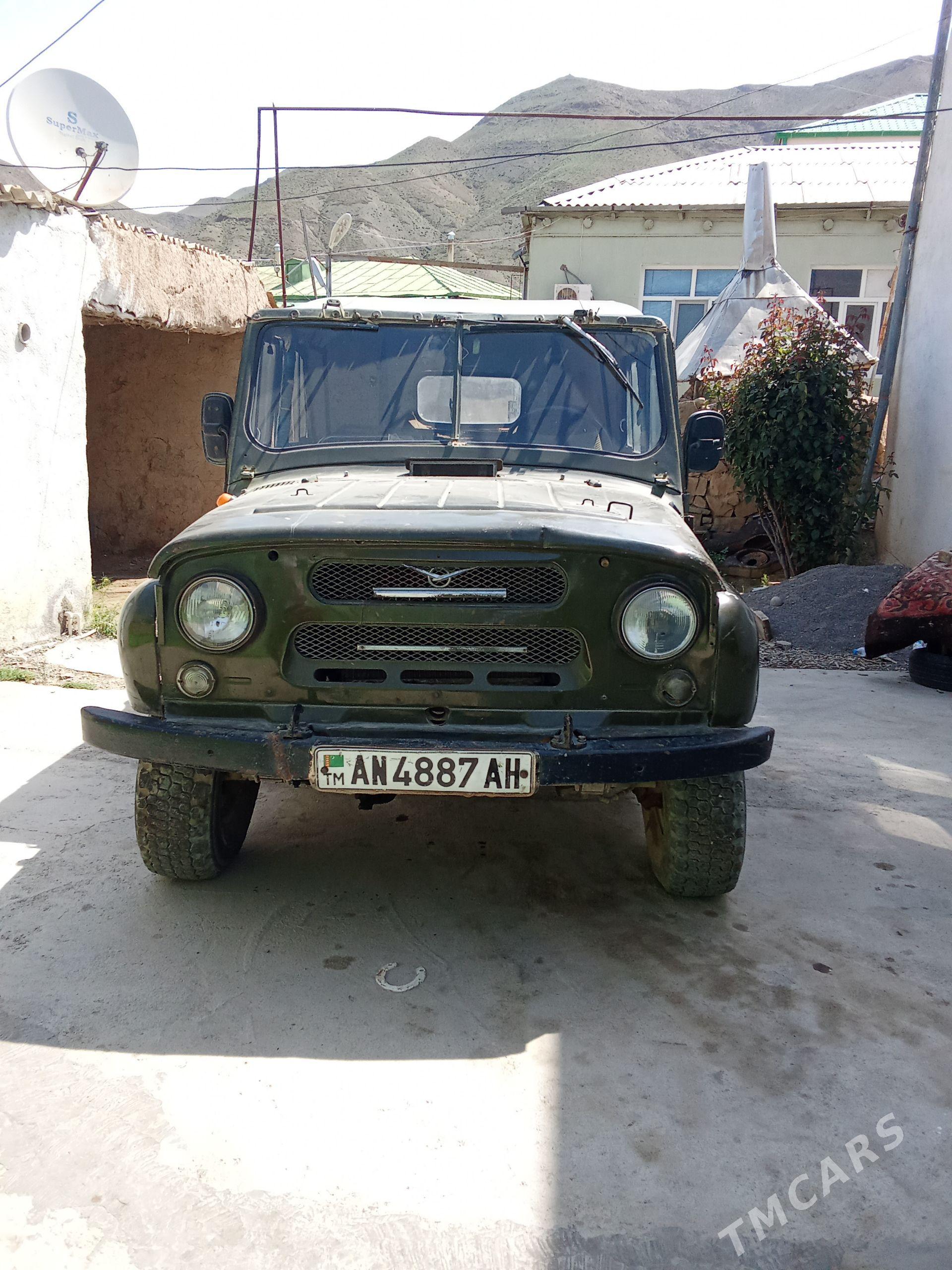 UAZ 469 2002 - 20 000 TMT - Bäherden - img 1