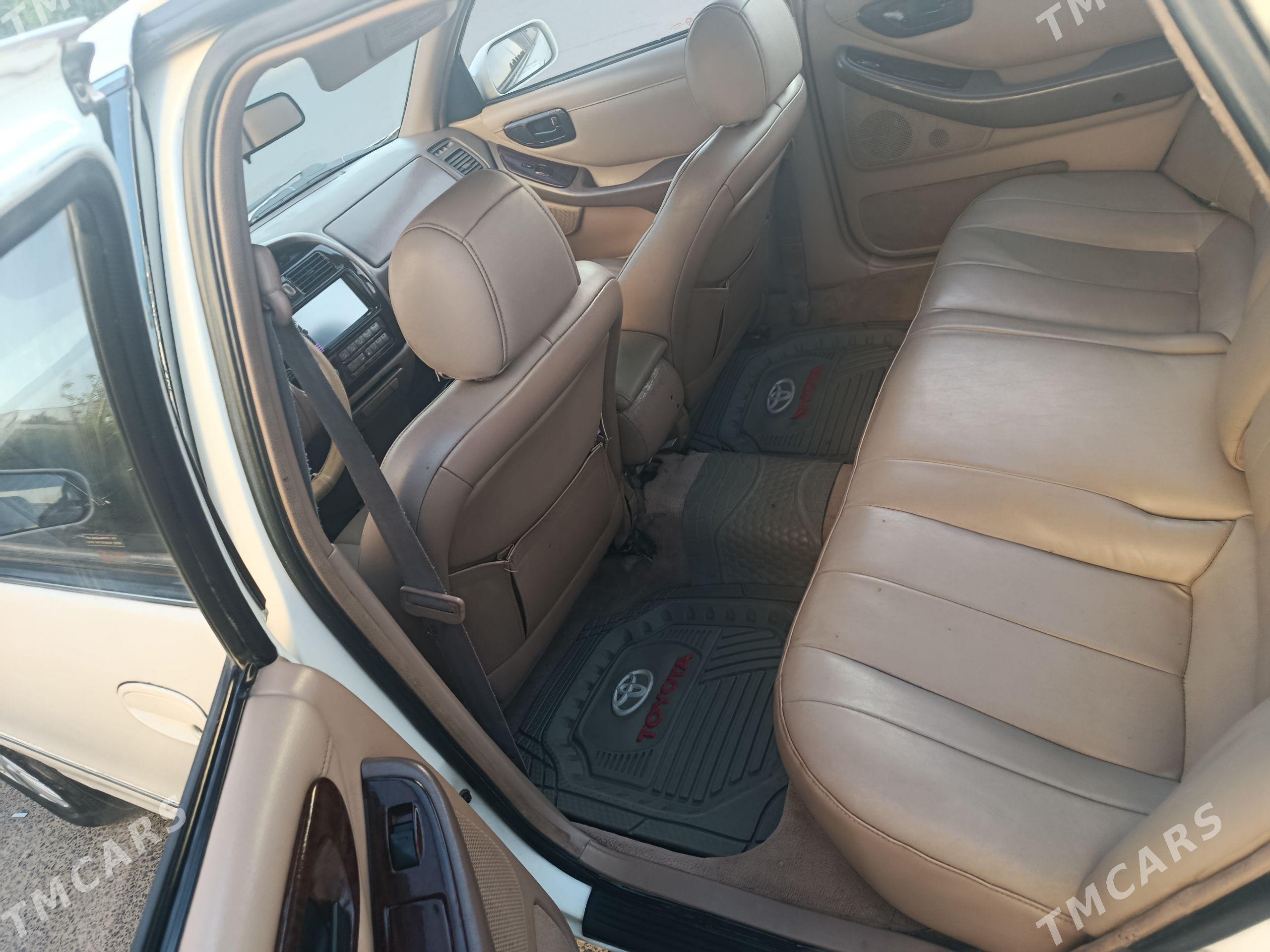 Toyota Avalon 1996 - 130 000 TMT - Мары - img 1