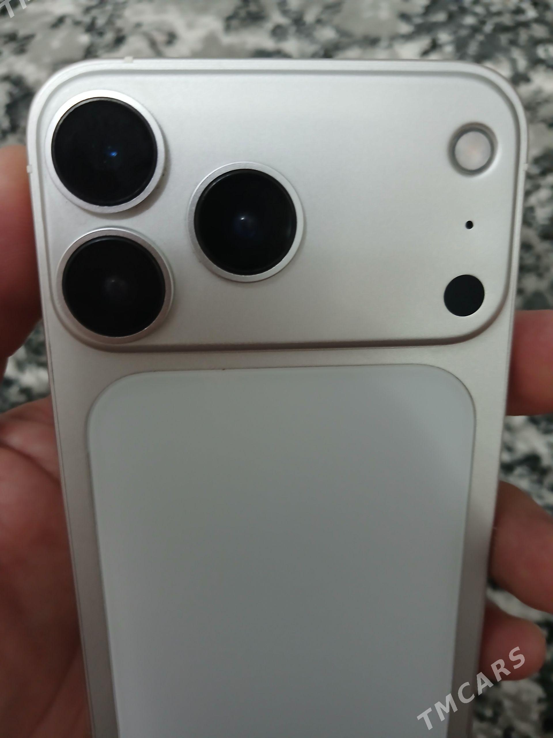 iphone x 17 pro - Балканабат - img 1