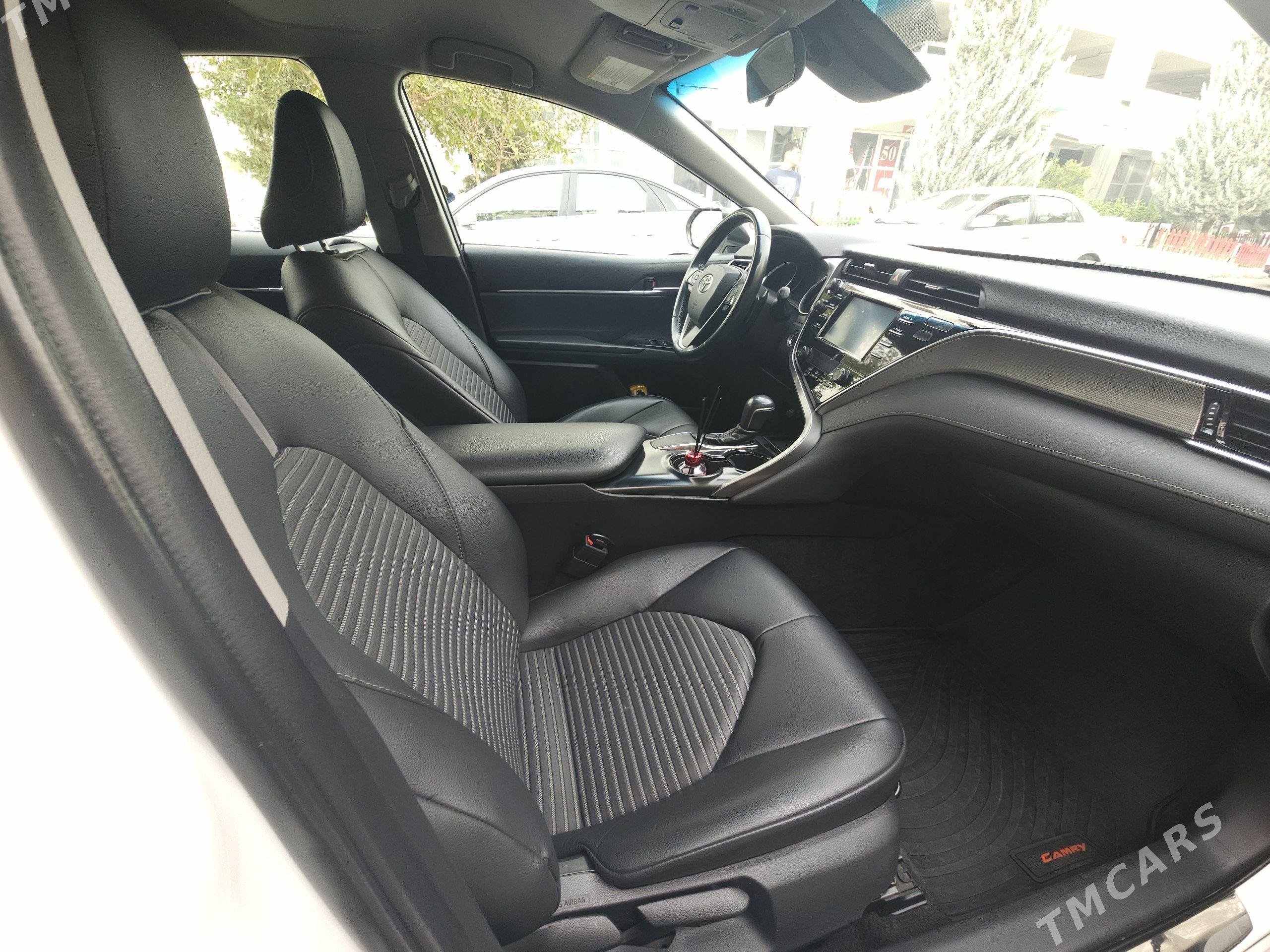 Toyota Camry 2018 - 315 000 TMT - ул. Советская (Гарашсызлык шаёлы) - img 1