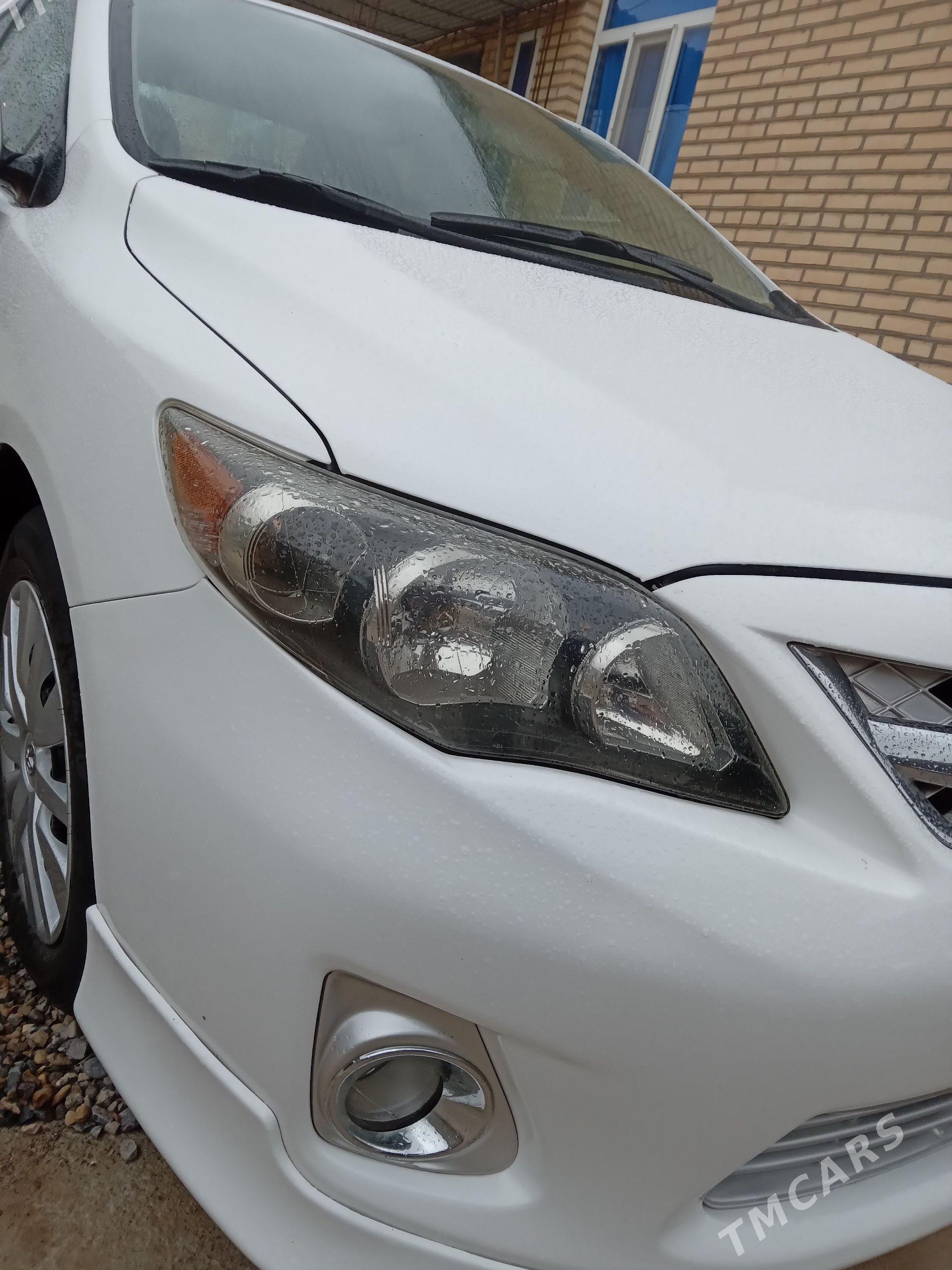Toyota Corolla 2010 - 175 000 TMT - Теджен - img 1