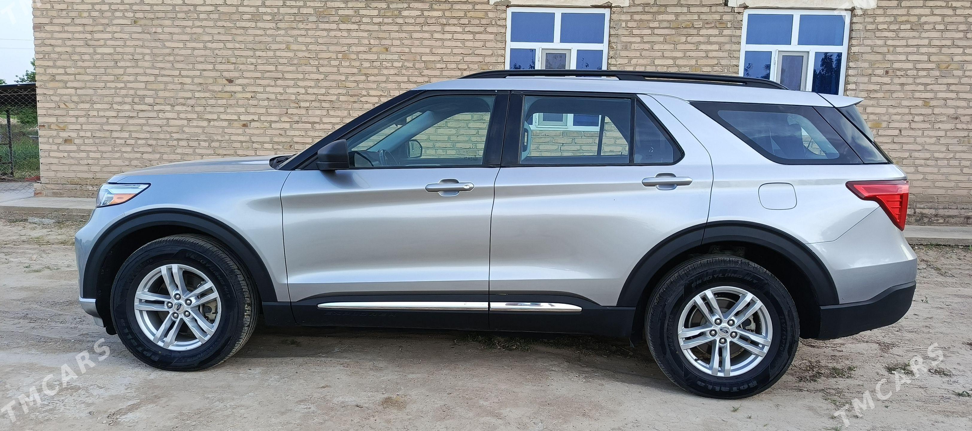 Ford Explorer 2021 - 400 000 TMT - Туркменгала - img 1