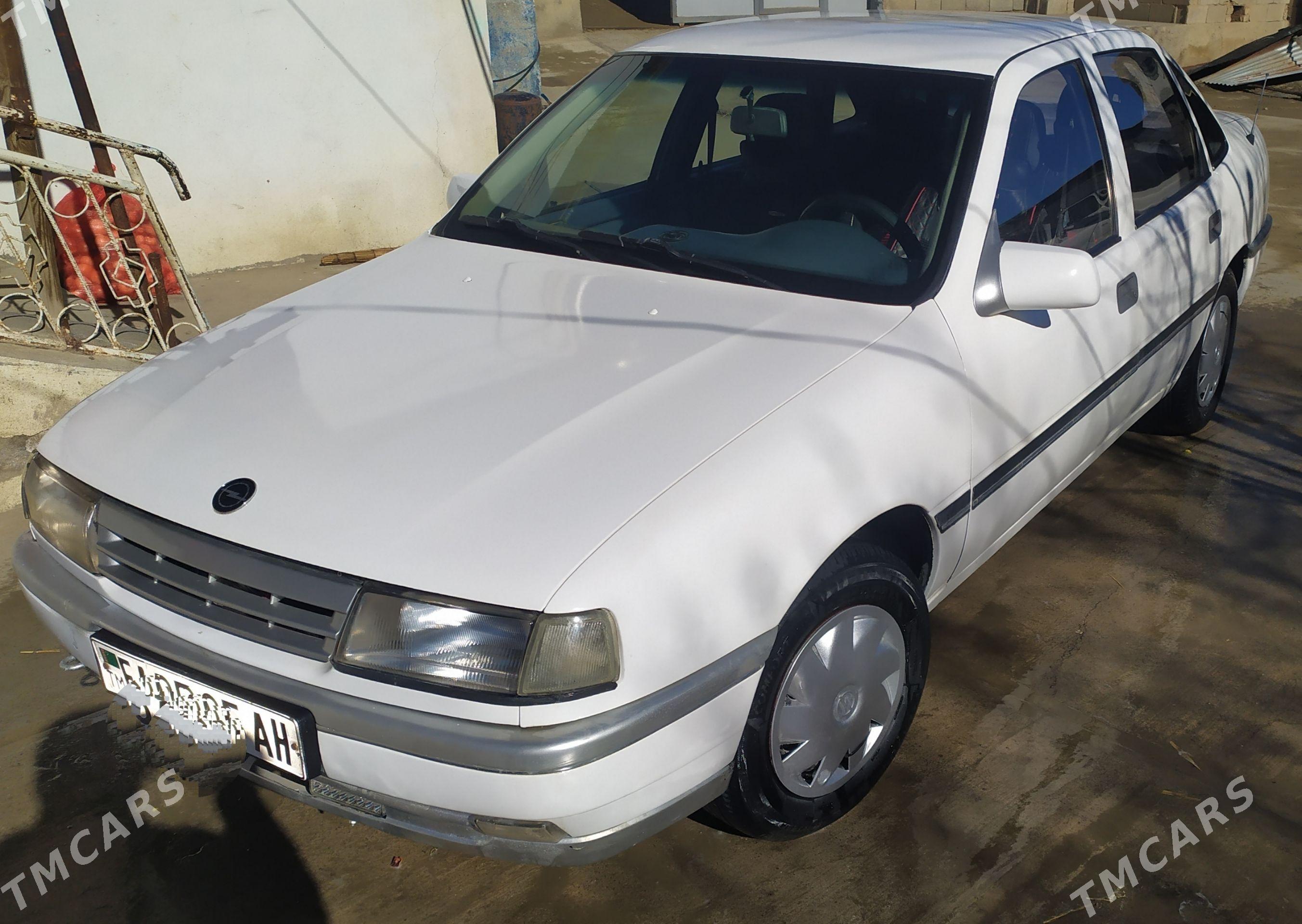 Opel Vectra 1991 - 35 000 TMT - Bäherden - img 1