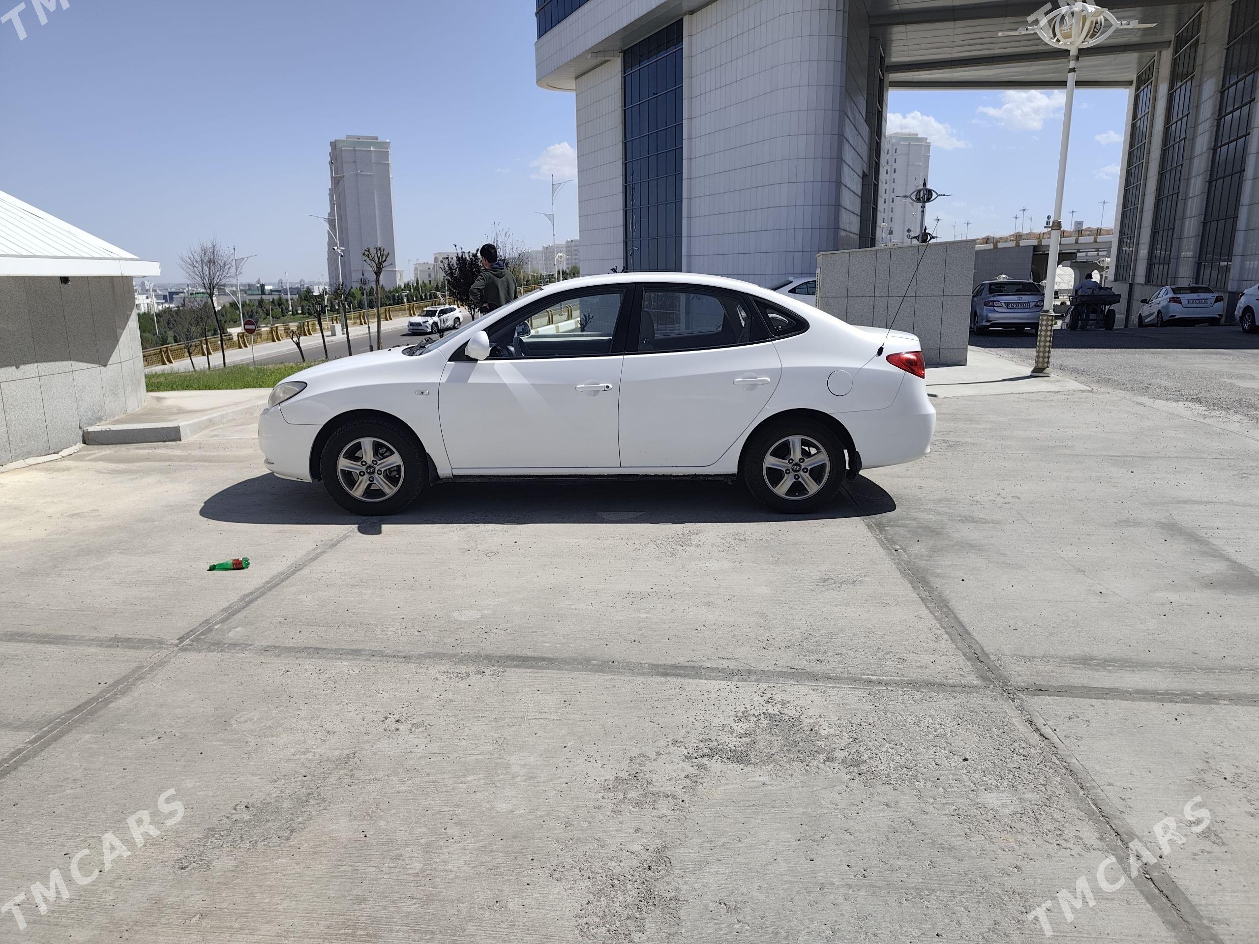 Hyundai Elantra 2009 - 150 000 TMT - Änew - img 1