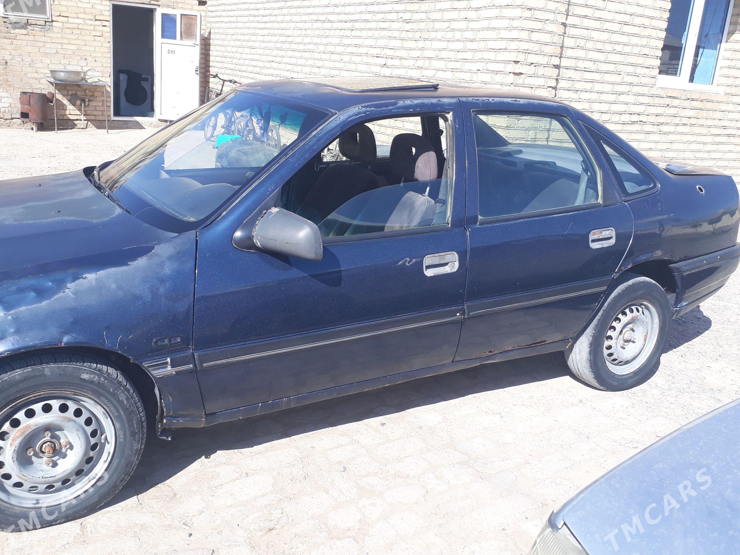 Opel Vectra 1992 - 25 000 TMT - Mary - img 1
