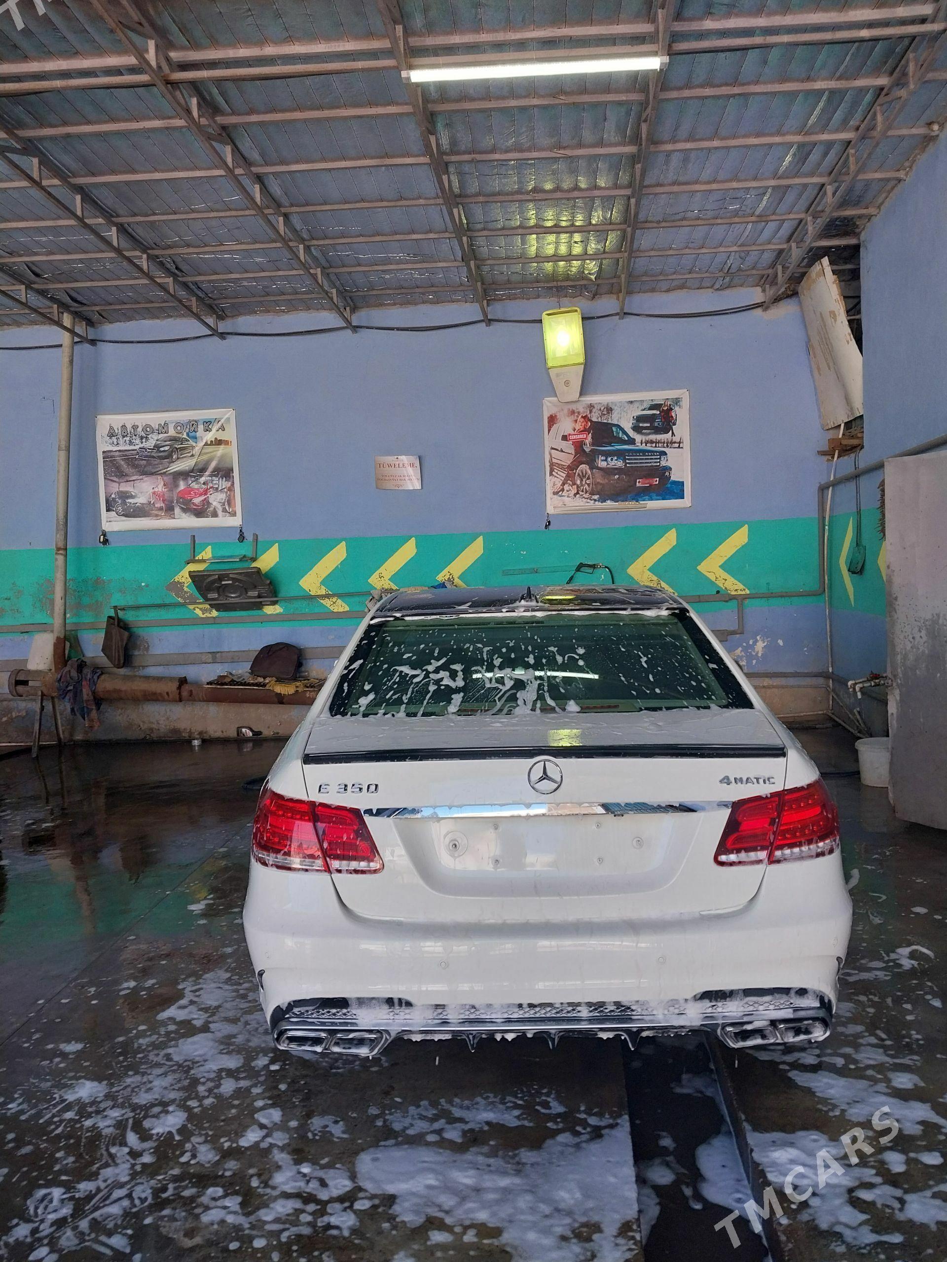 Mercedes-Benz E350 2010 - 300 000 TMT - Дашогуз - img 1