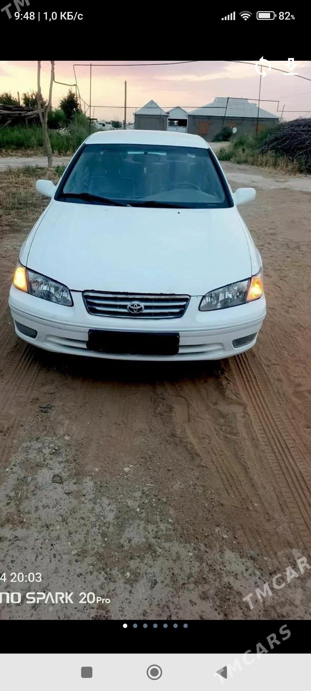 Toyota Camry 2001 - 190 000 TMT - Ёлётен - img 1