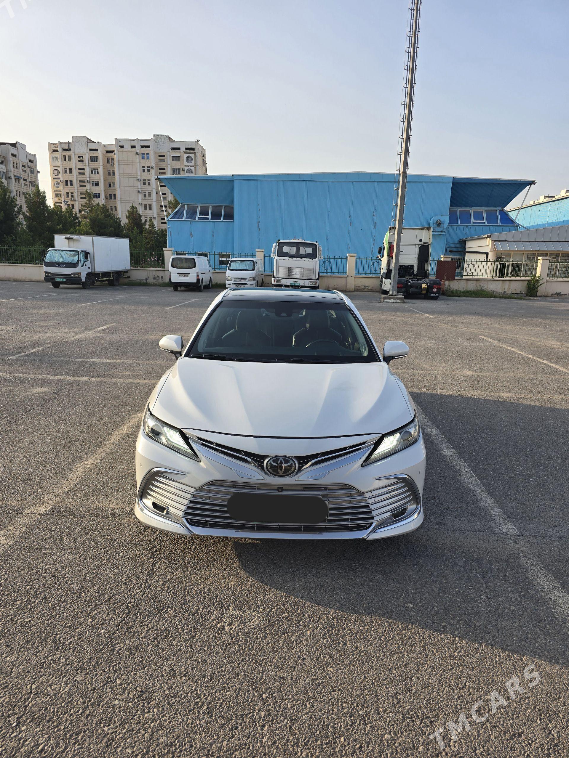 Toyota Camry 2018 - 410 000 TMT - Hitrowka - img 1