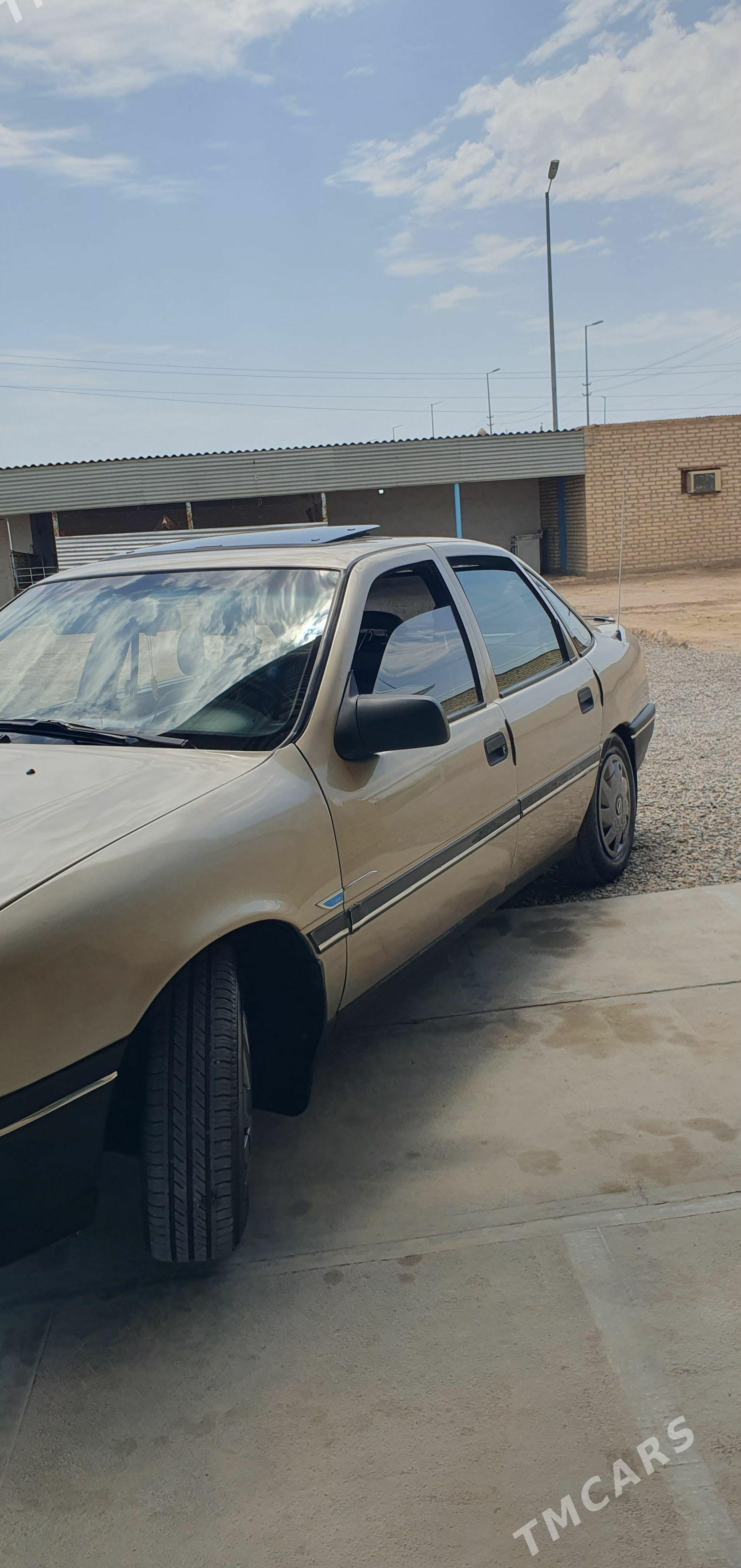 Opel Vectra 1992 - 50 000 TMT - Векильбазар - img 1