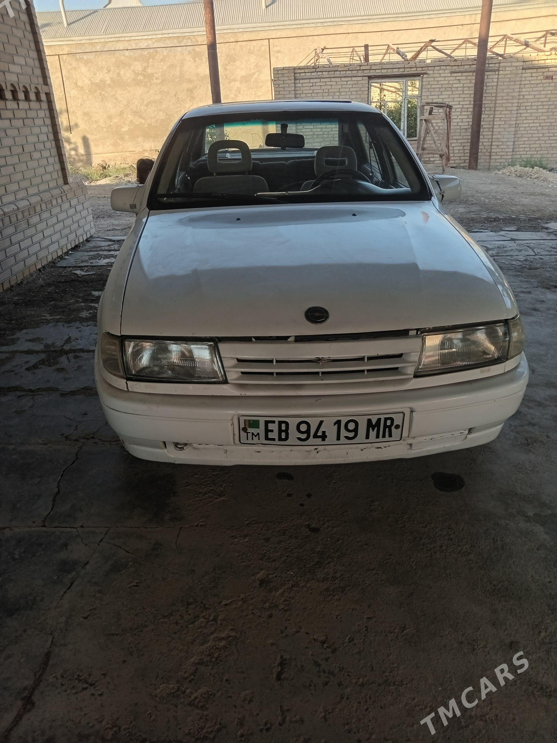 Opel Vectra 1993 - 25 000 TMT - Байрамали - img 1