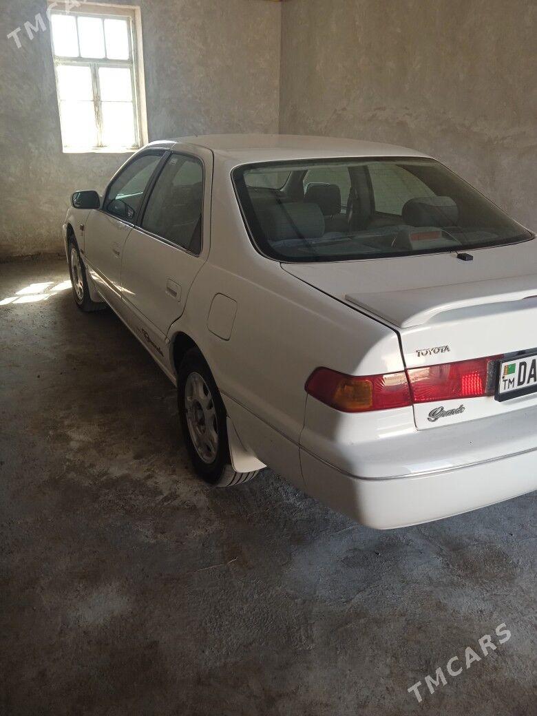 Toyota Camry 1999 - 145 000 TMT - Болдумсаз - img 1