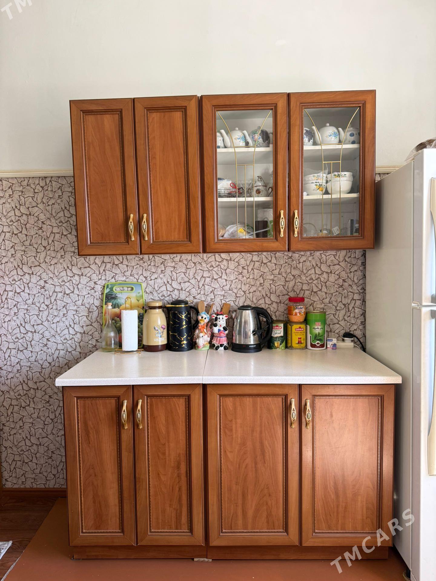 Kuhny - Balkanabat - img 1