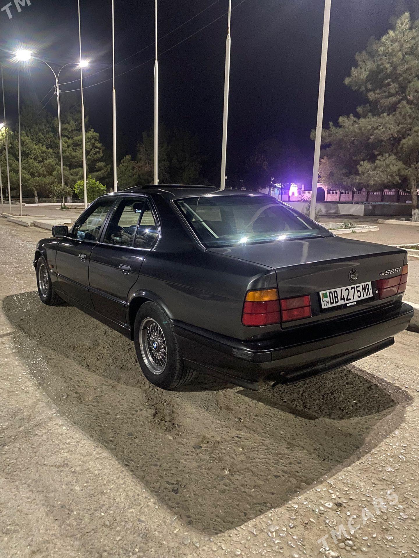 BMW 5 Series 1994 - 95 000 TMT - Туркменгала - img 1