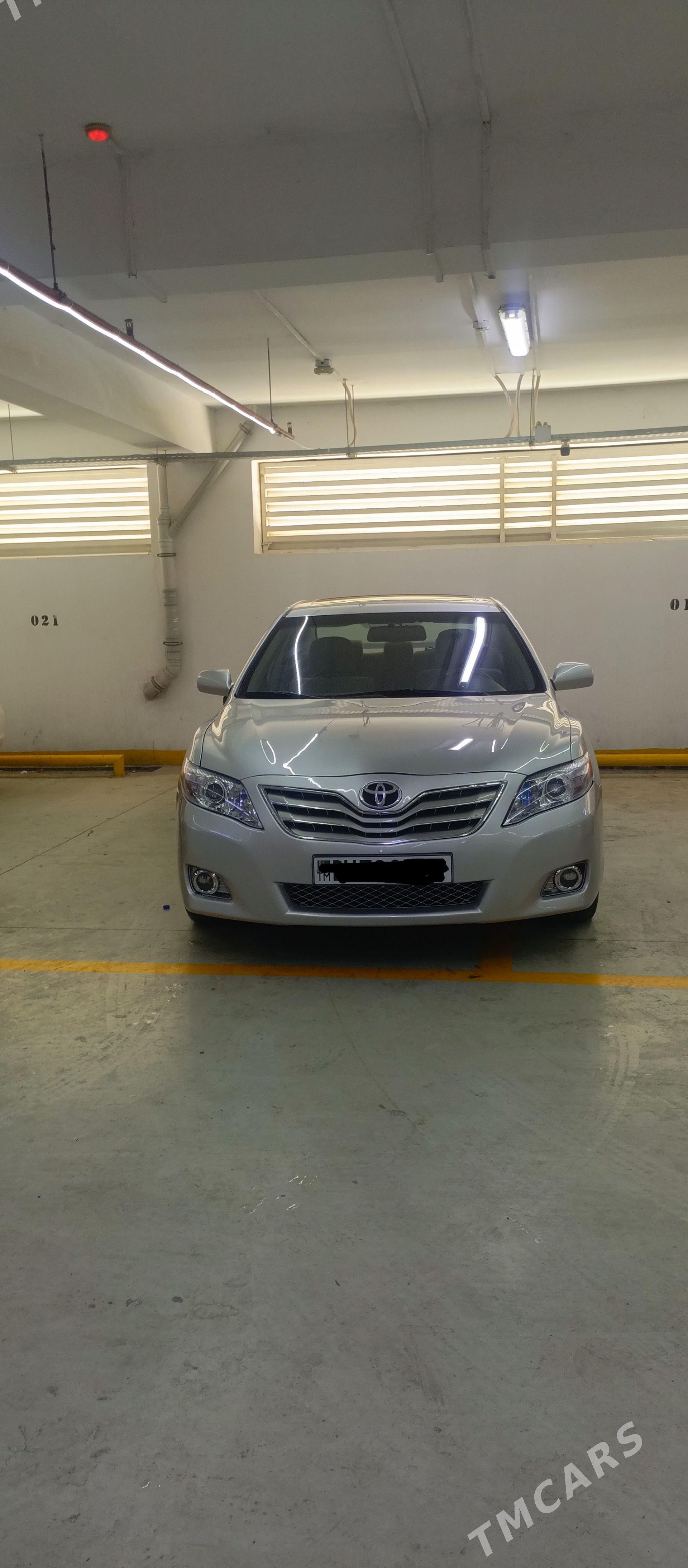 Toyota Camry 2010 - 240 000 TMT - Анев - img 1