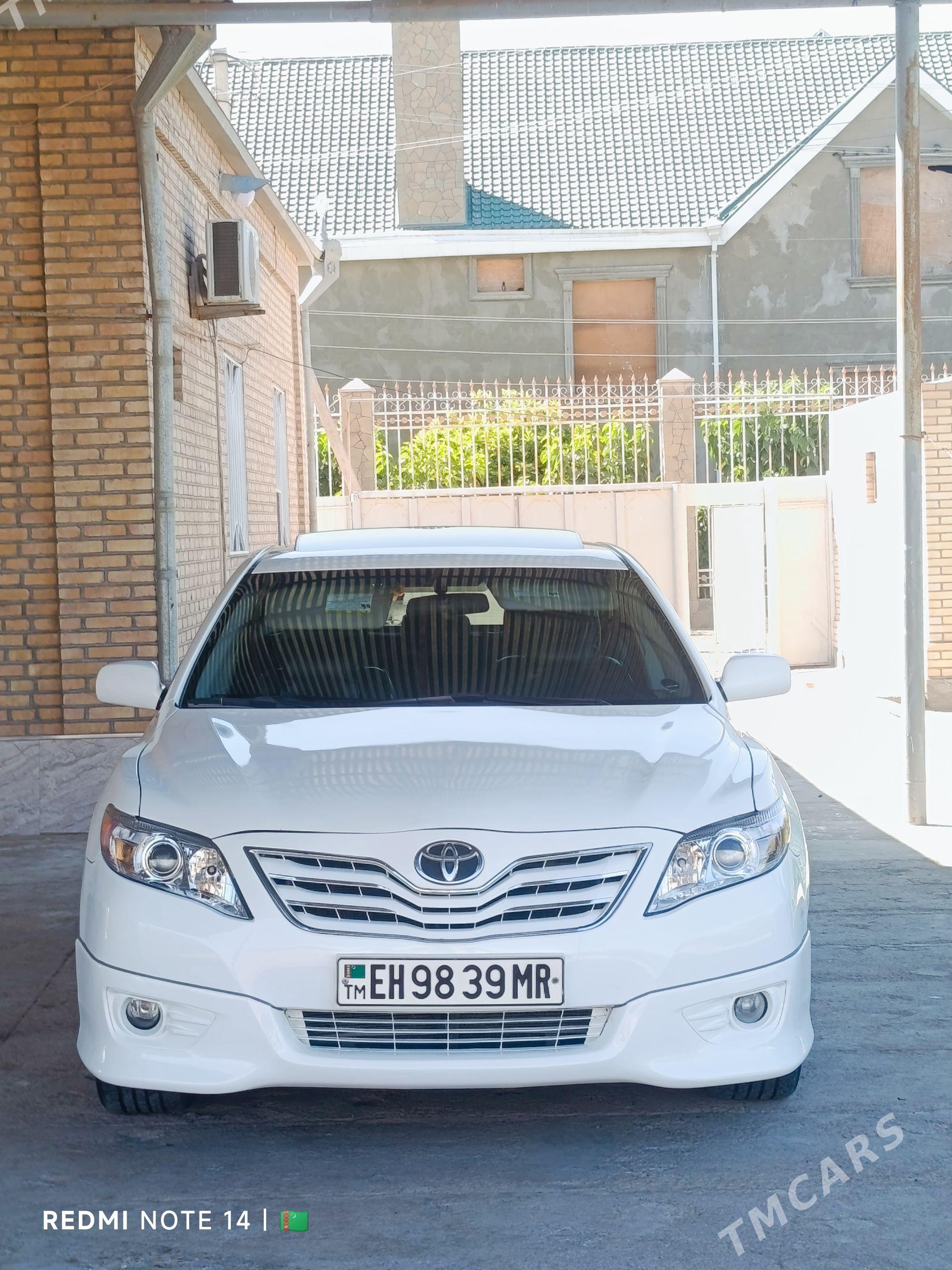 Toyota Camry 2010 - 225 000 TMT - Векильбазар - img 1