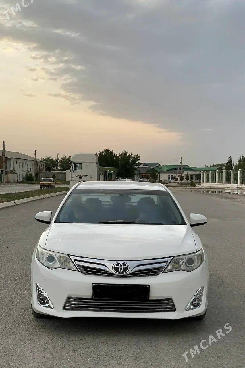 Toyota Camry 2013 - 215 000 TMT - Кака - img 1