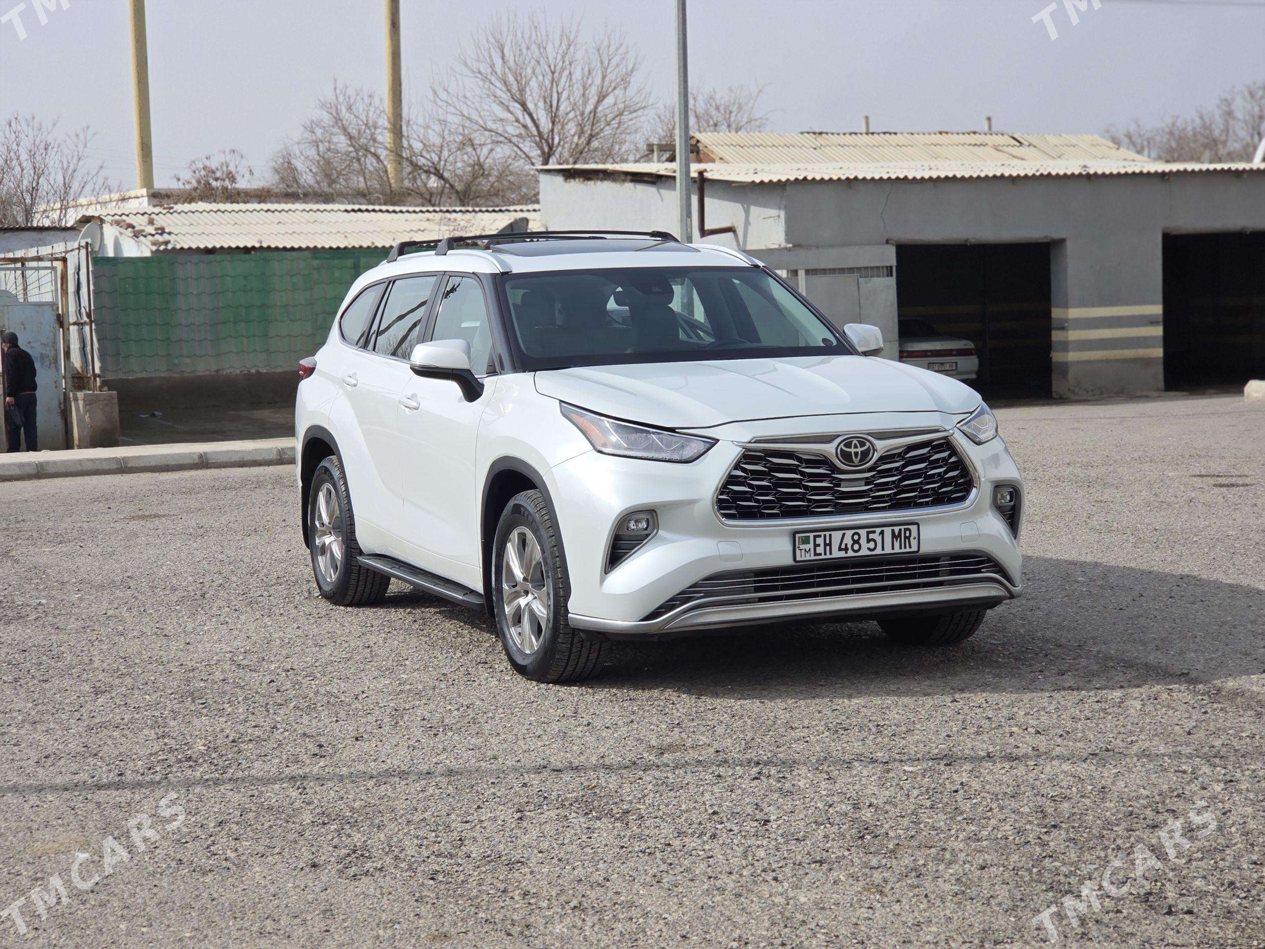 Toyota Highlander 2023 - 562 500 TMT - Мары - img 1