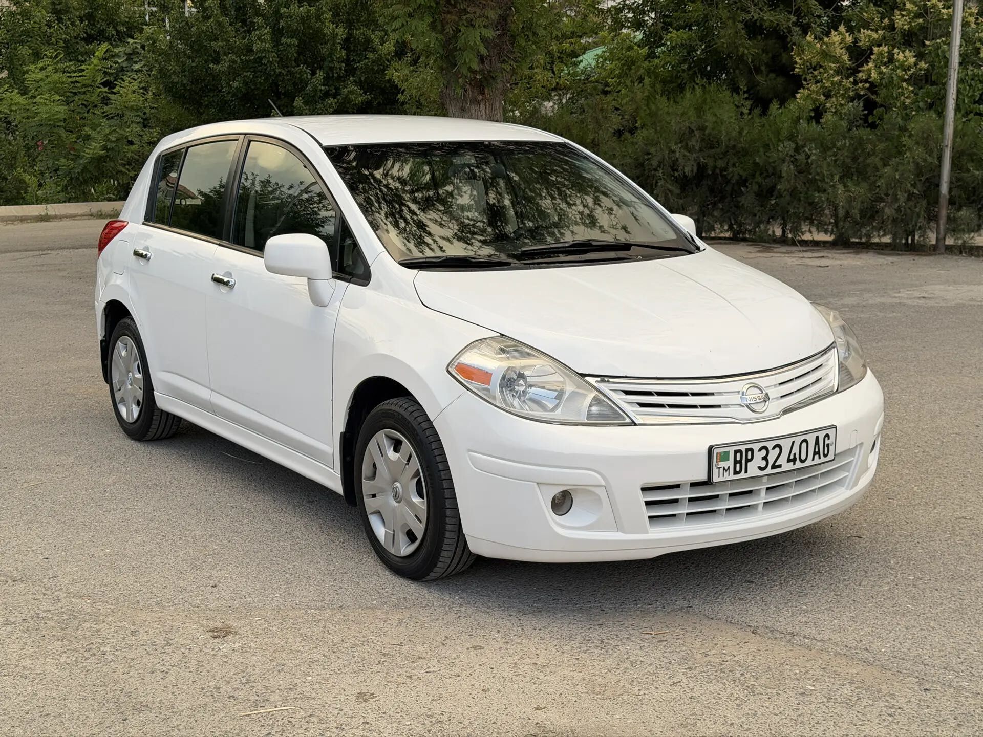 Nissan Versa 2010 - 140 000 TMT - Aşgabat - img 1